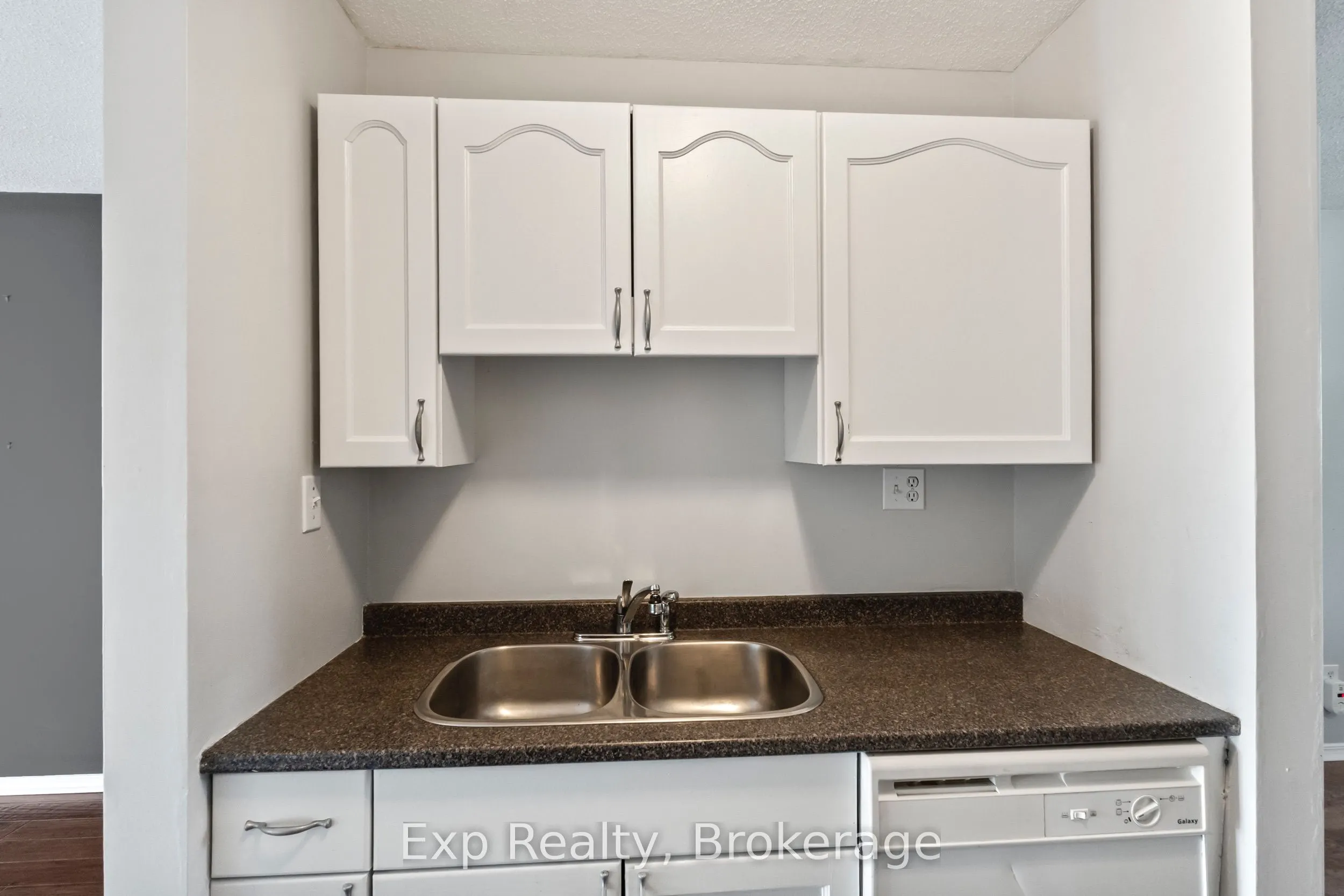 73 Lywood Street #18