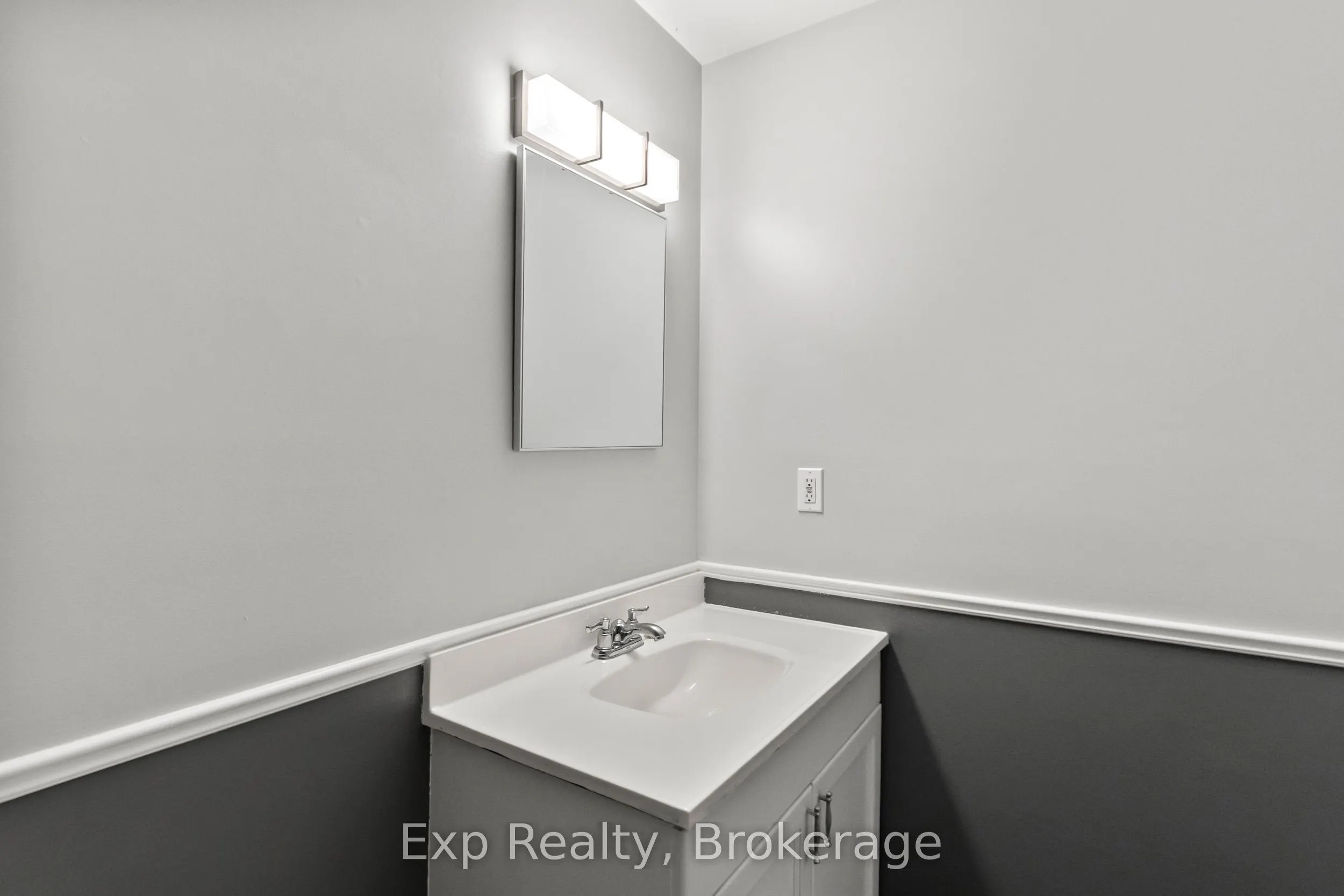 73 Lywood Street #18