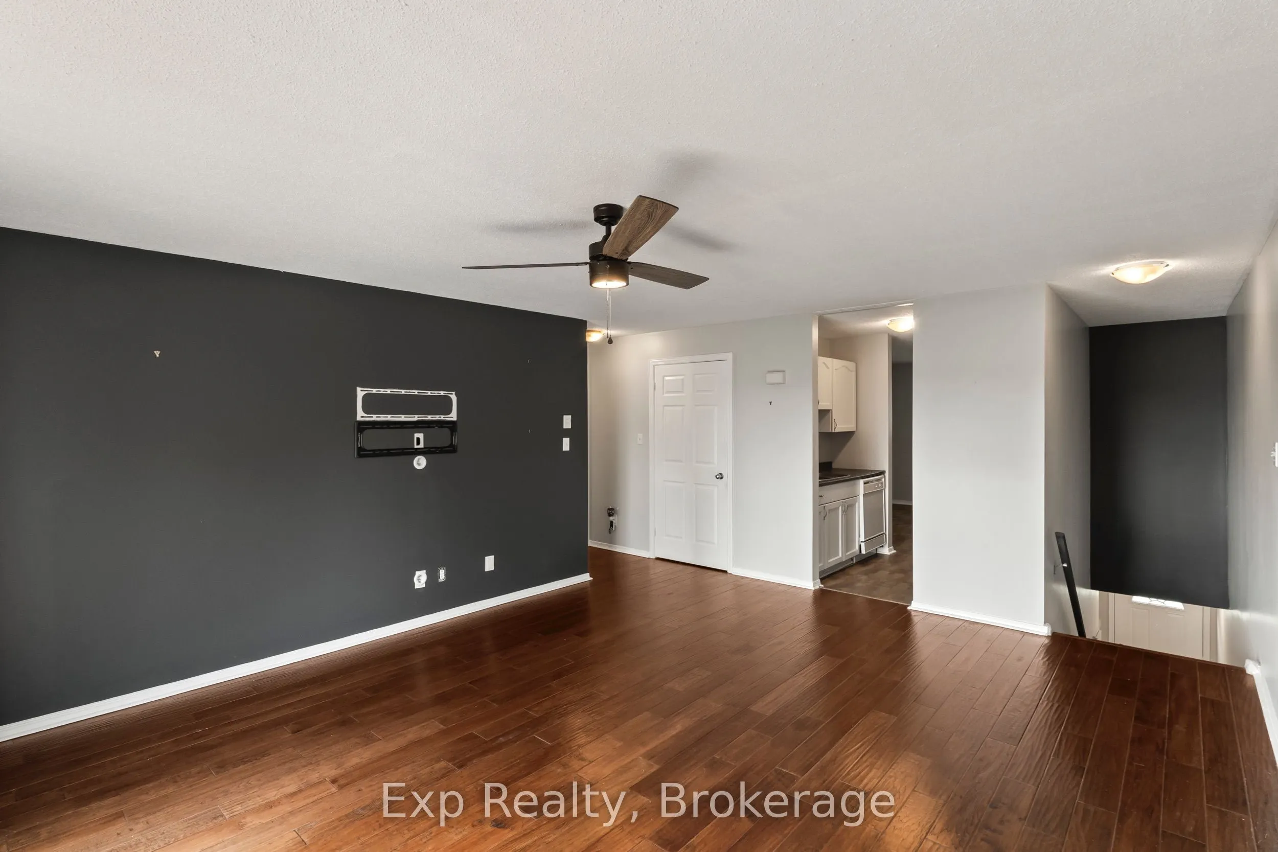 73 Lywood Street #18