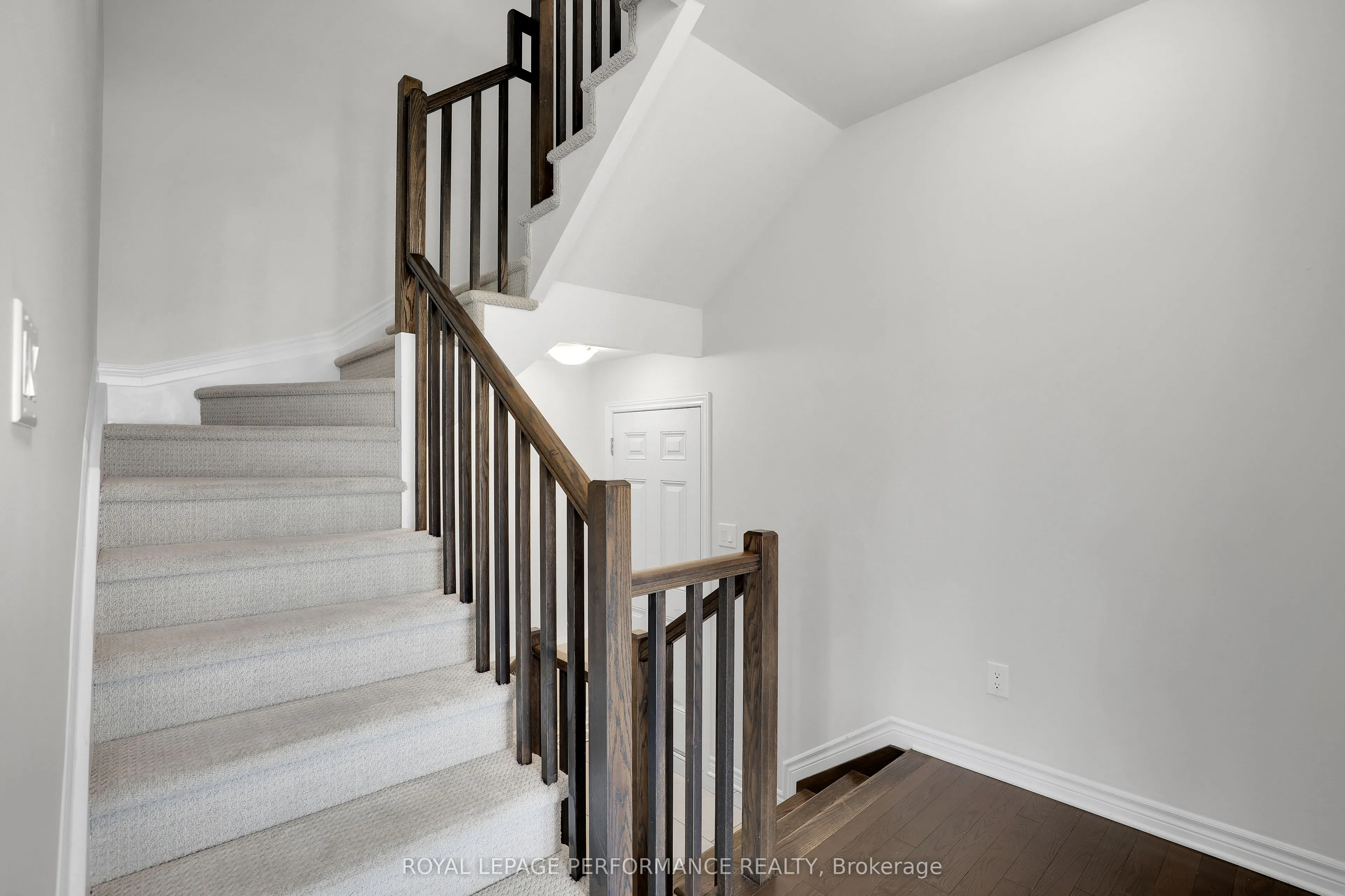 108 Wabikon Crescent