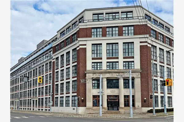 410 King Street W