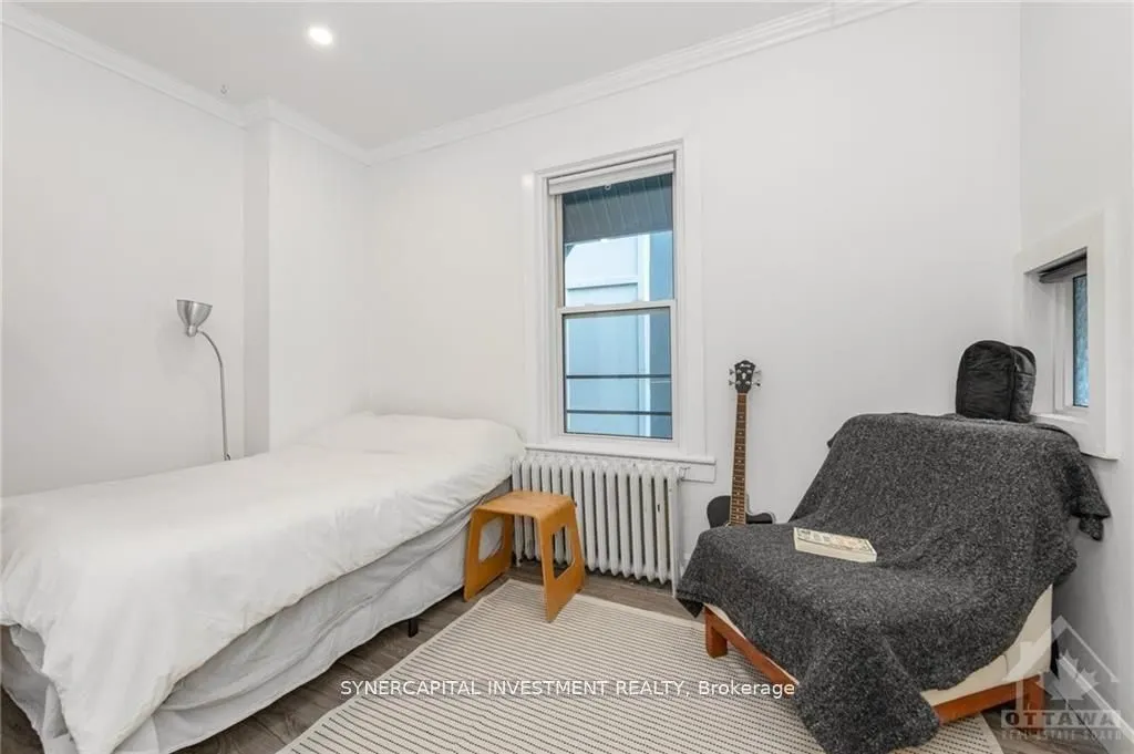 466 MACLAREN Street