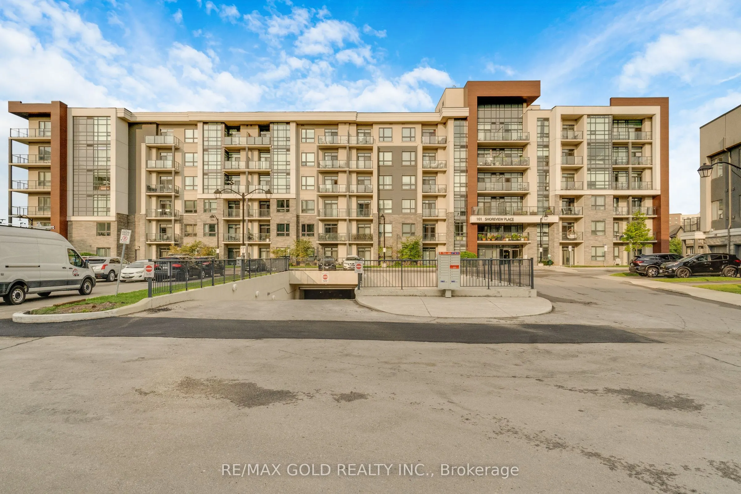 101 Shoreview Place #502