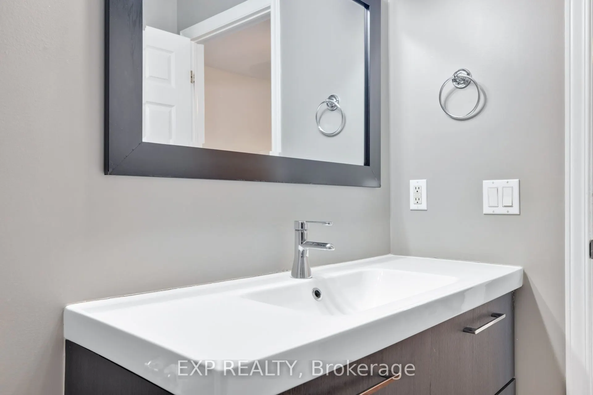 103 FLAMBOROUGH Way