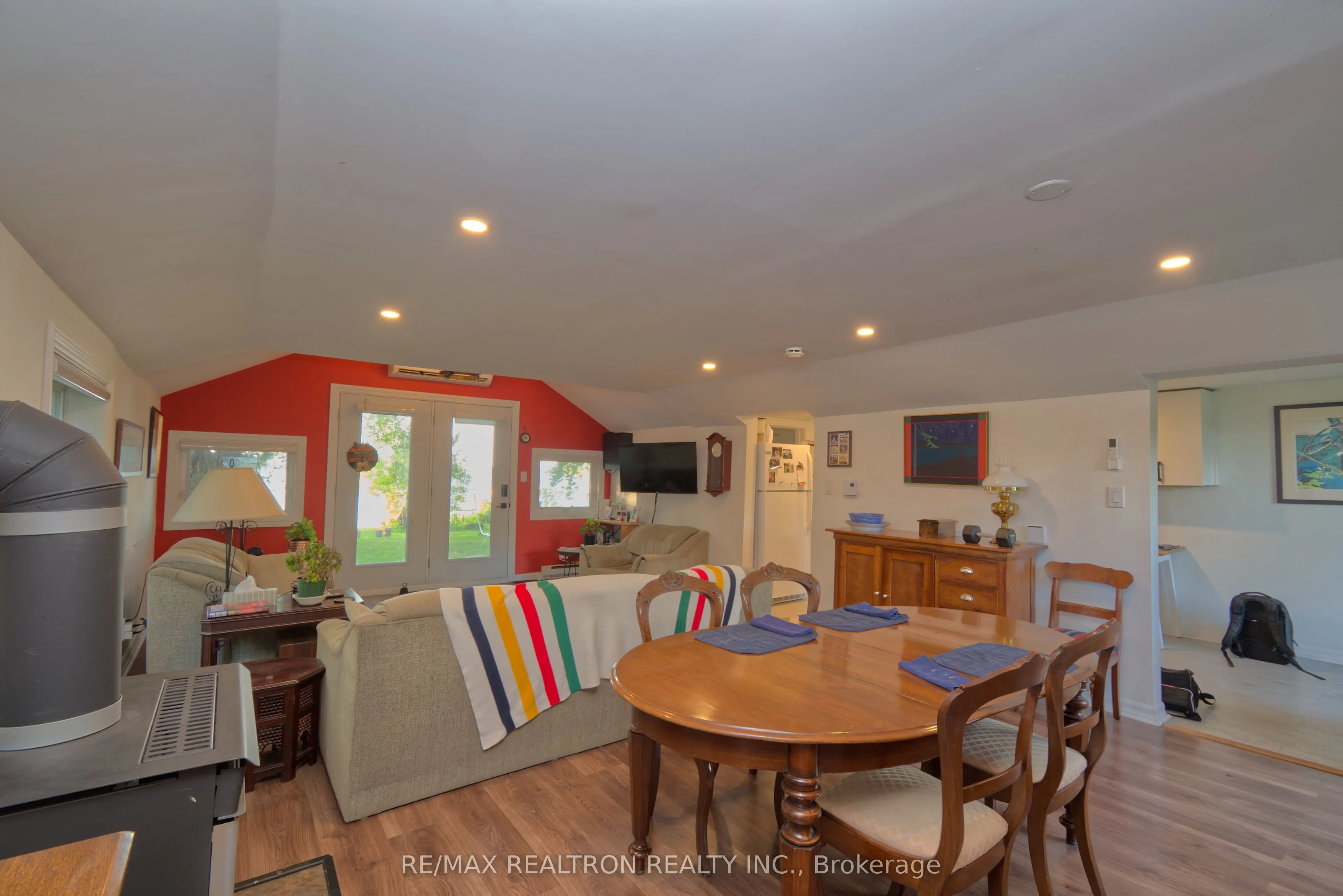 2141 County Road 9