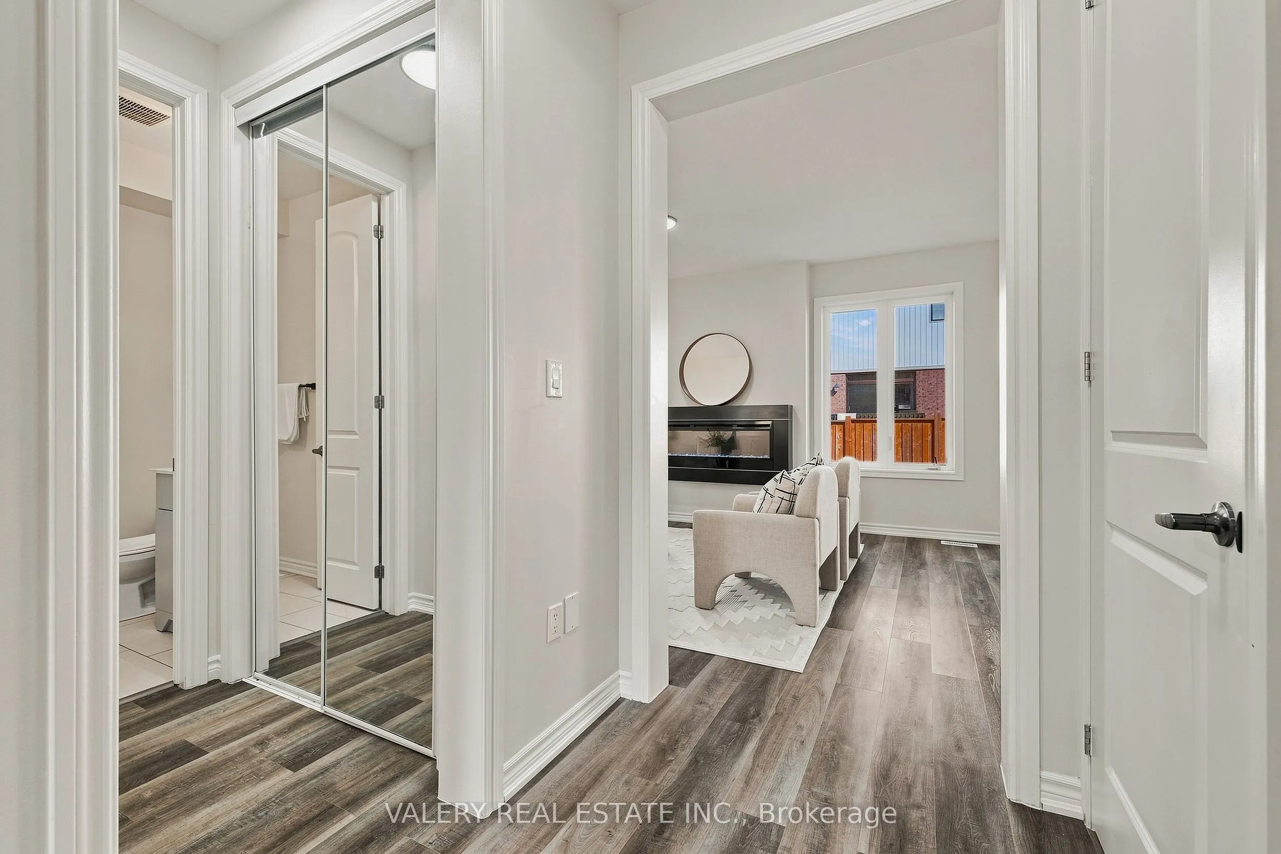 32 Montrose Avenue