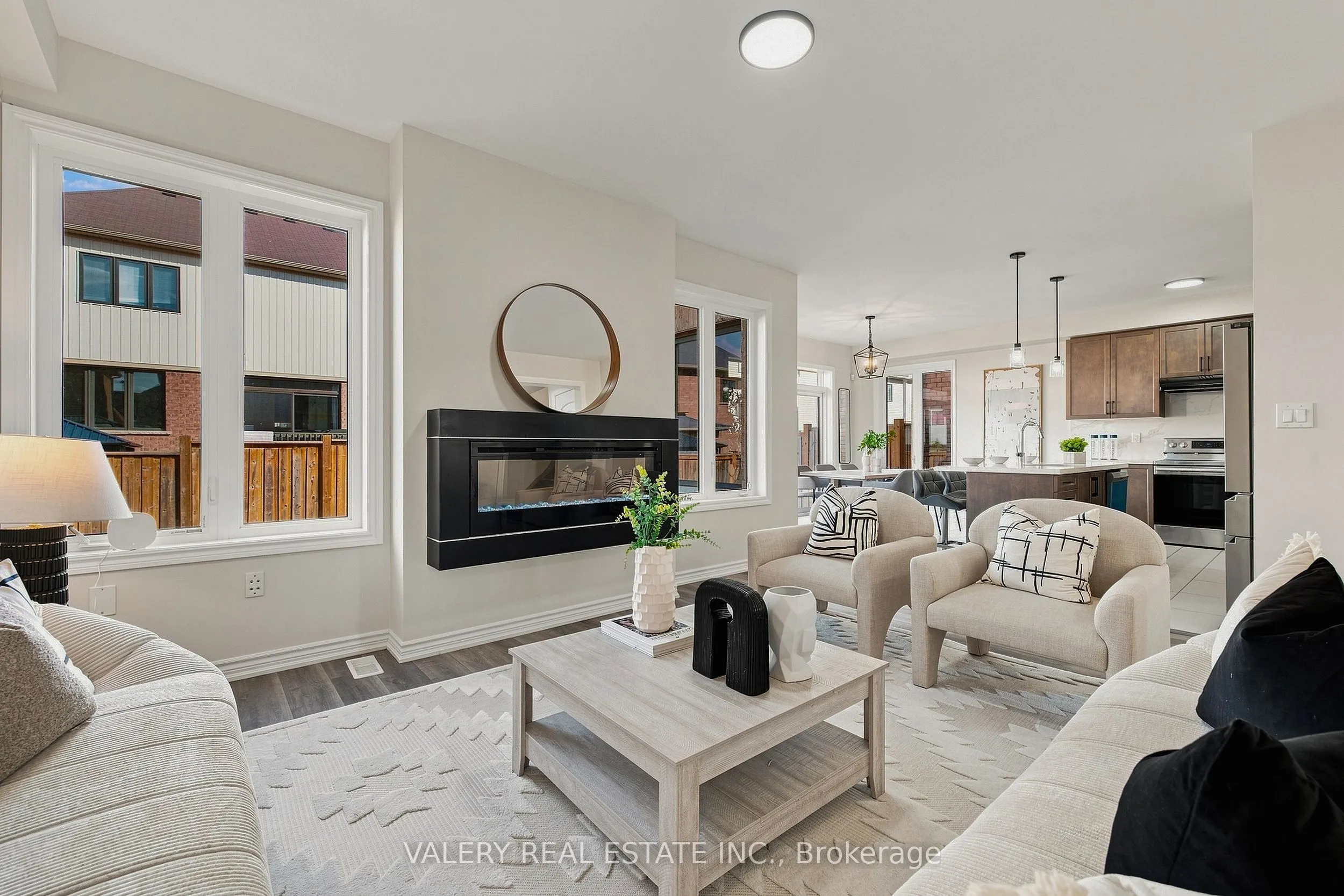 32 Montrose Avenue