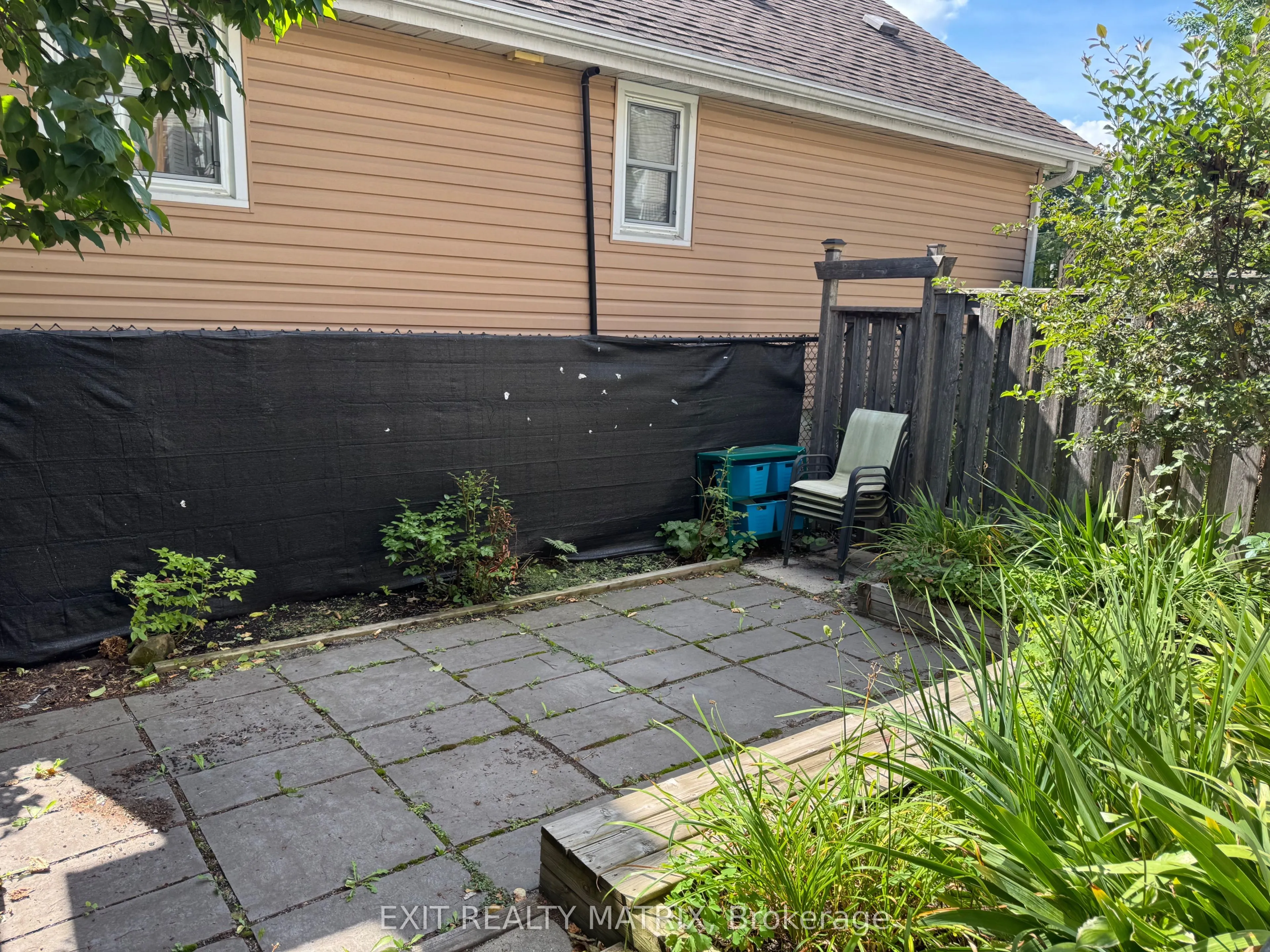 124 Dahlia Street