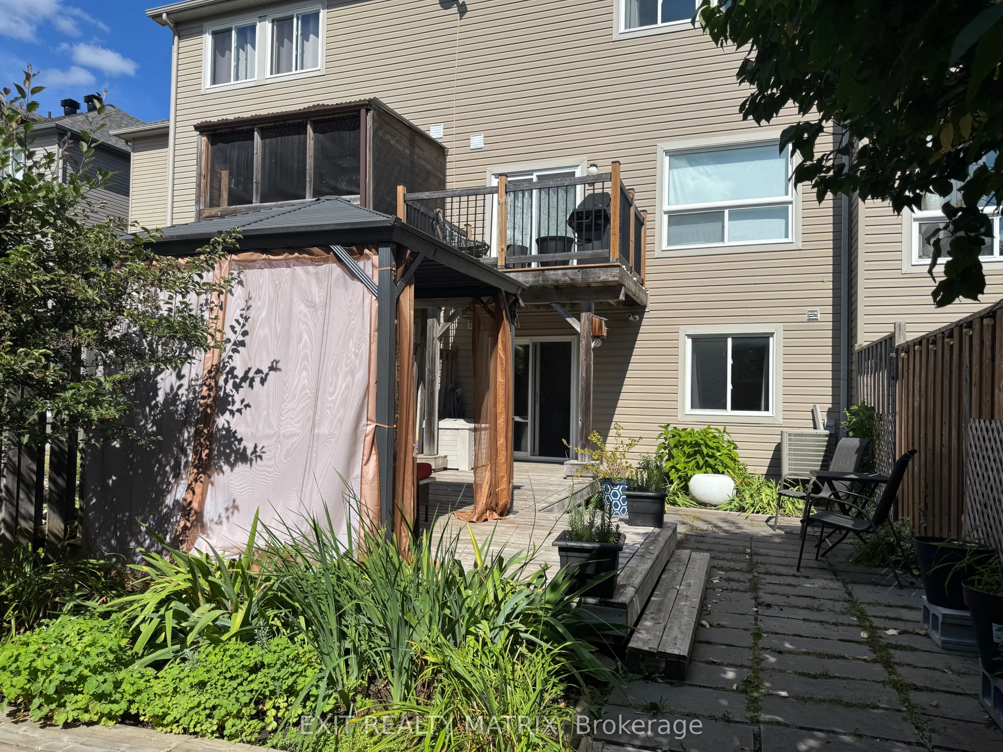 124 Dahlia Street