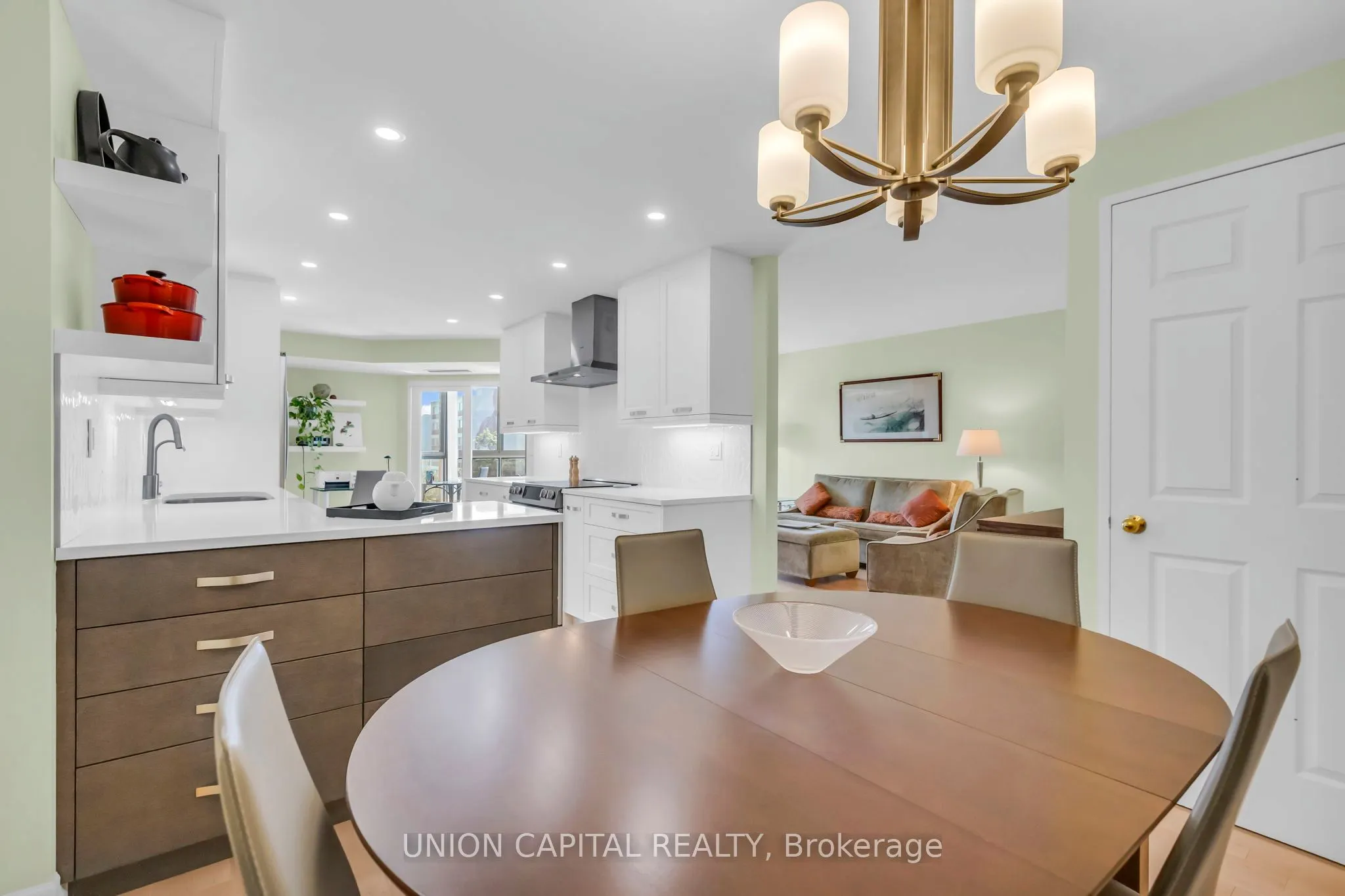 265 Westcourt Place #502