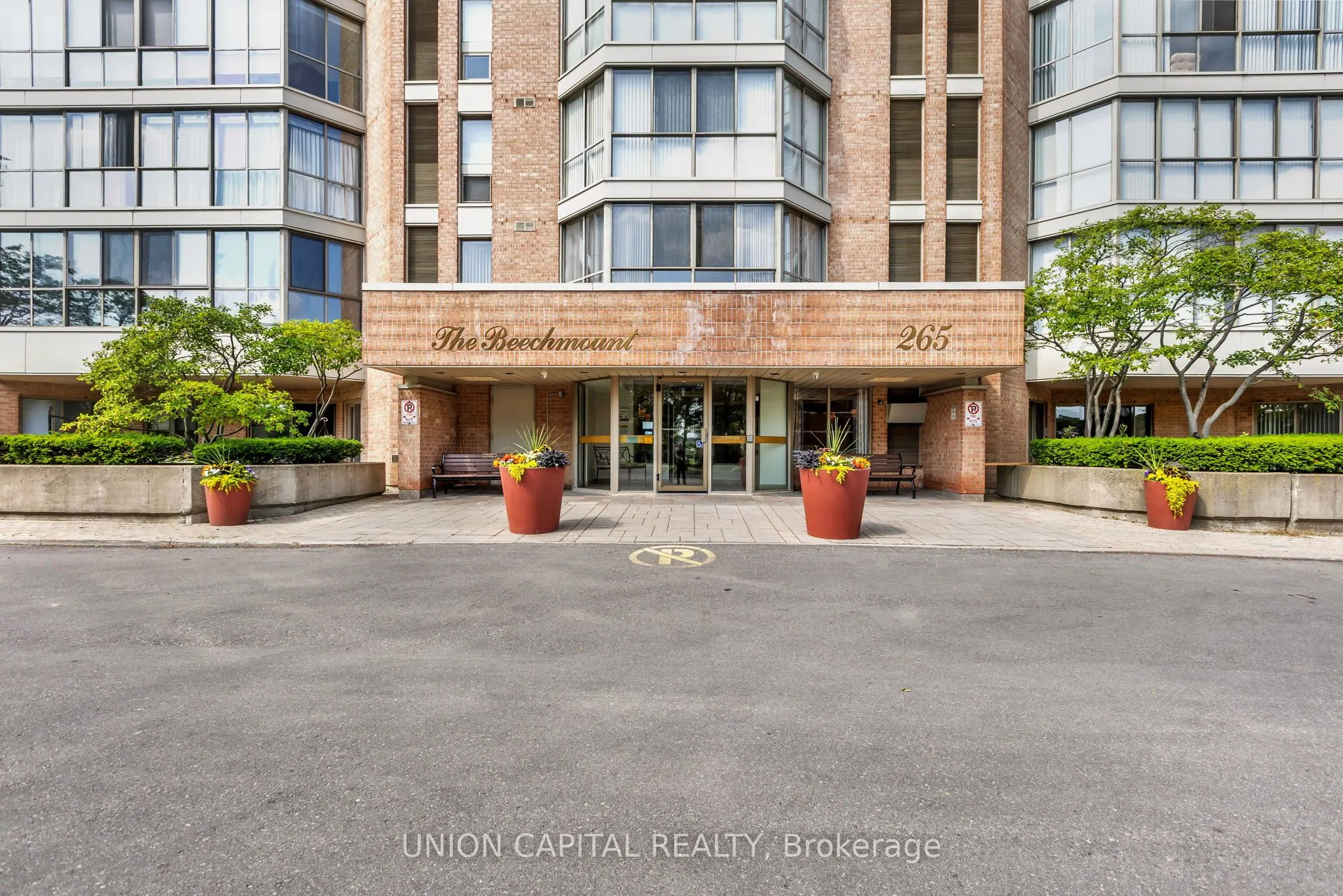 265 Westcourt Place #502