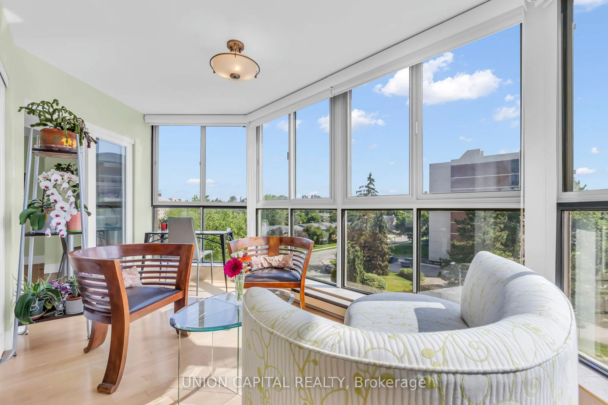 265 Westcourt Place #502