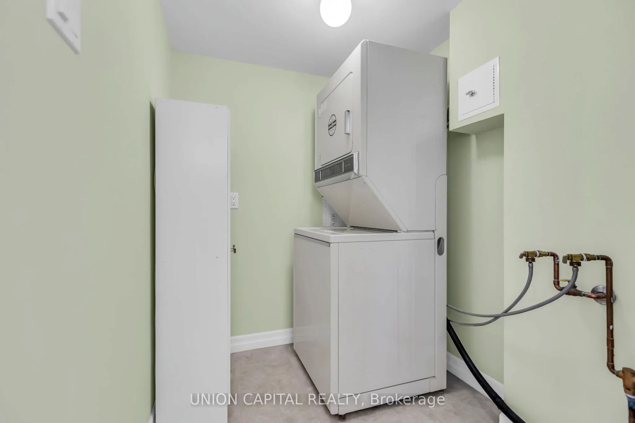 265 Westcourt Place #502