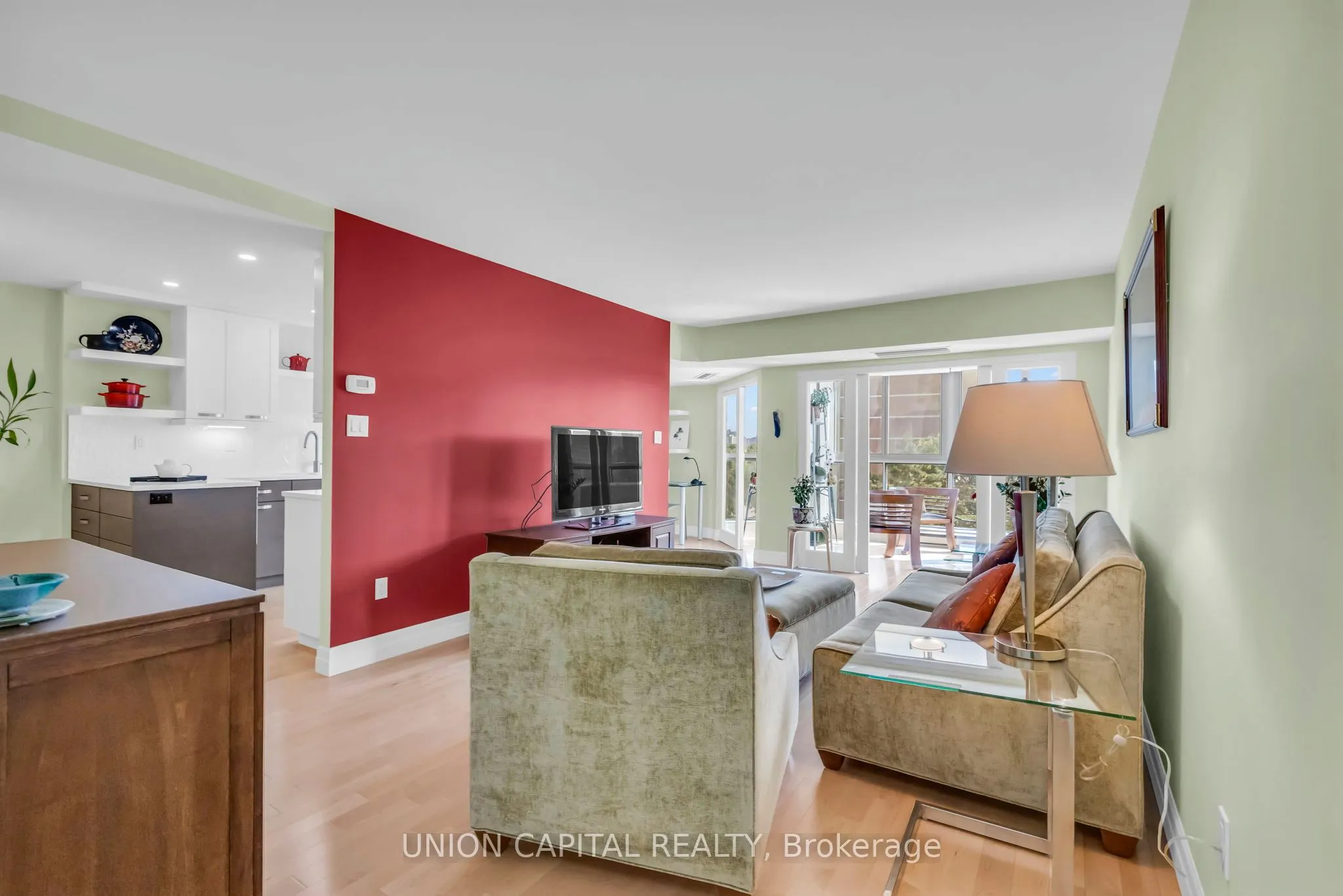 265 Westcourt Place #502