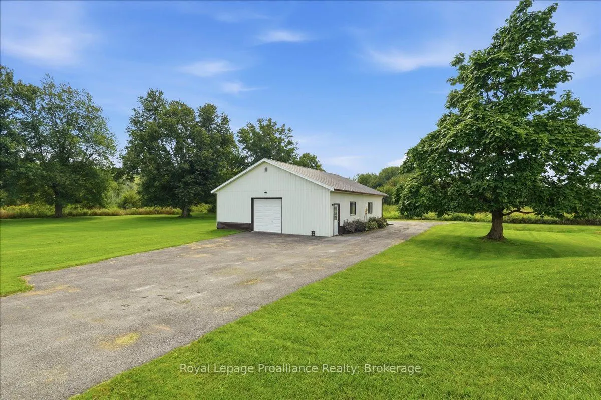 305 Valley Road