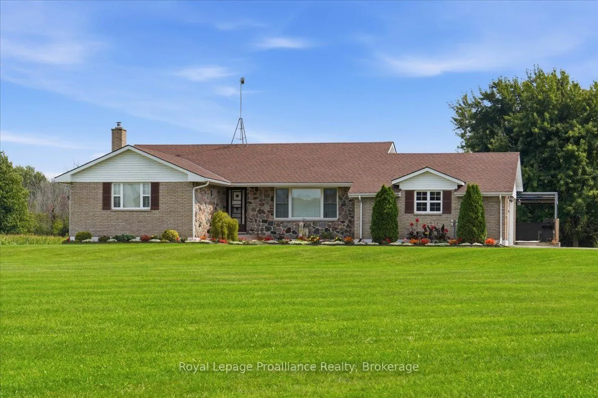 305 Valley Road