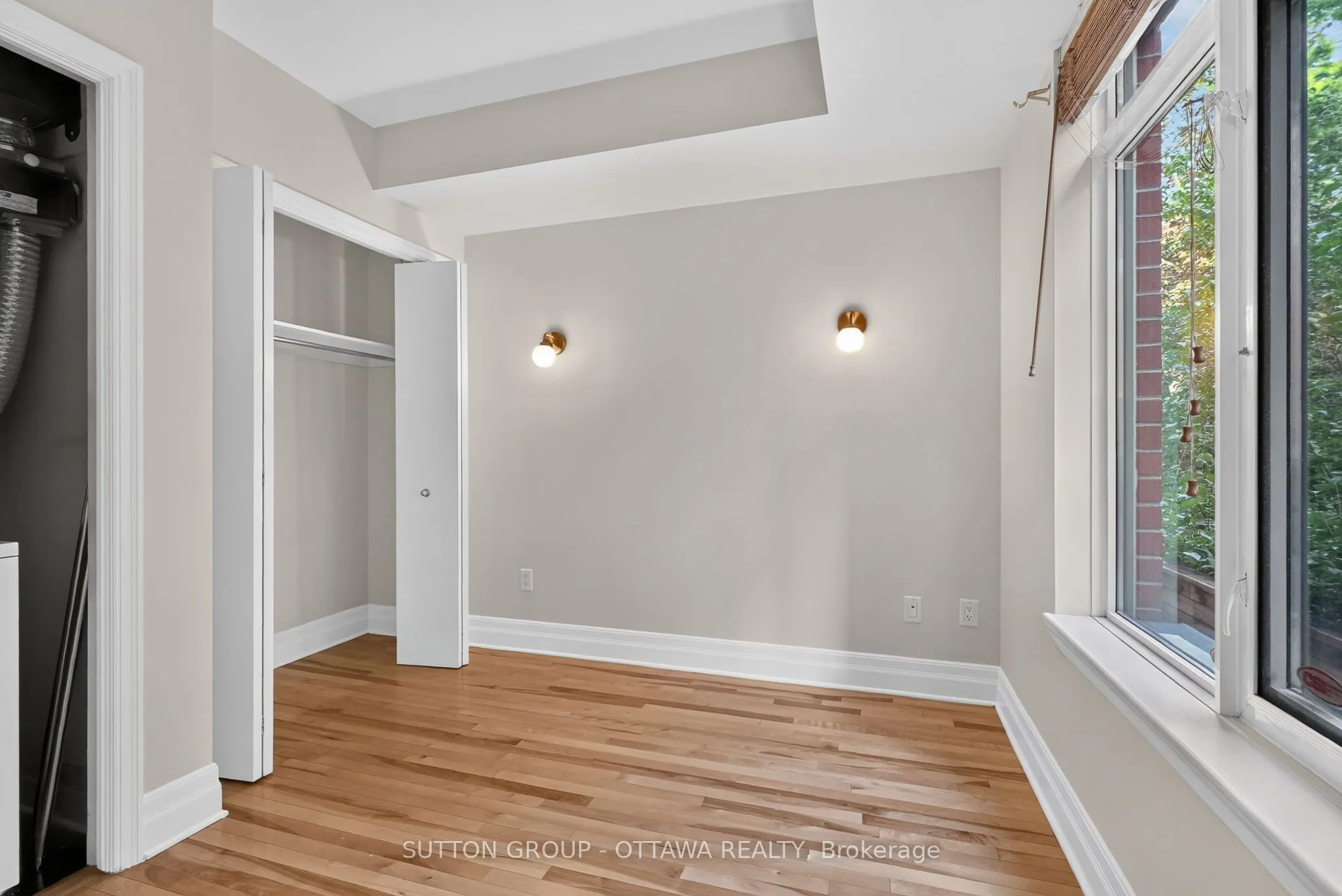 950 MARGUERITE Avenue #103