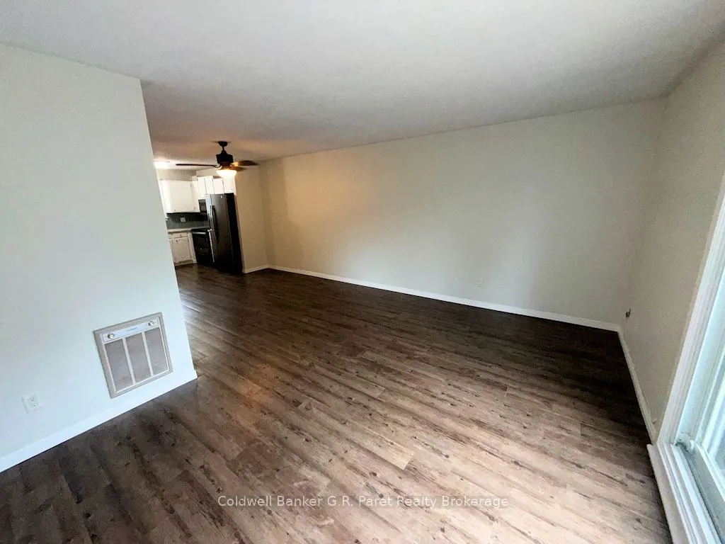 150 Concession Street E #3
