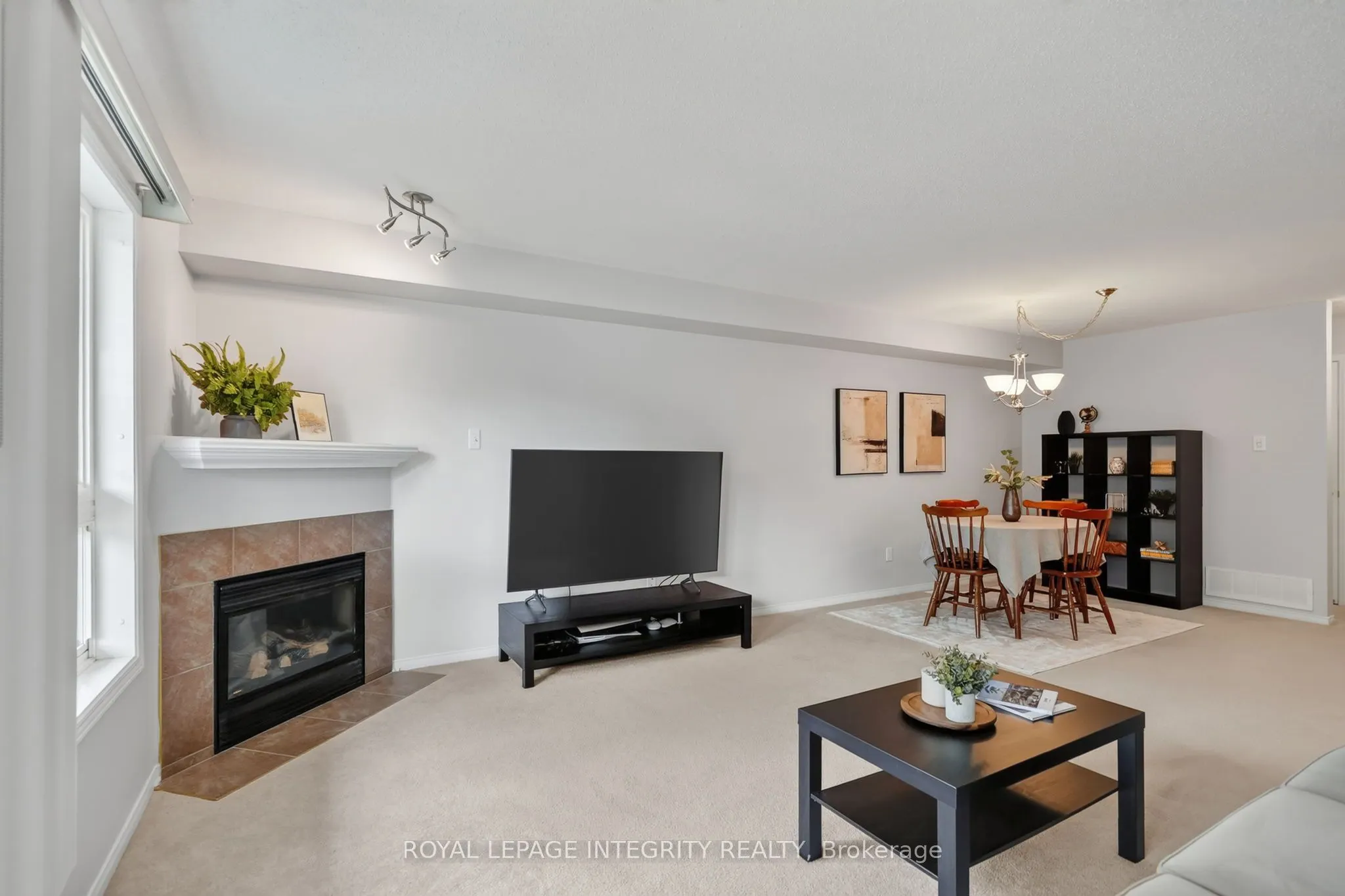 795 Longfields Drive #14