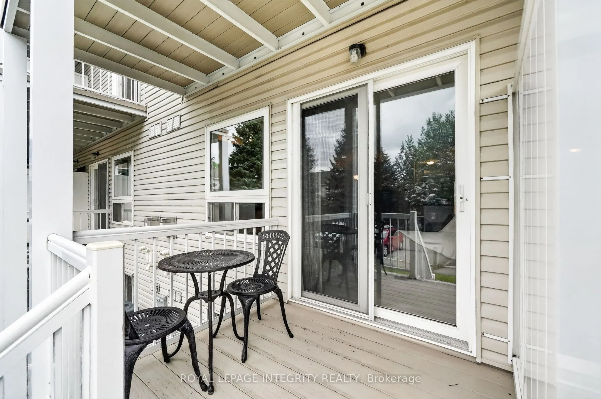 795 Longfields Drive #14