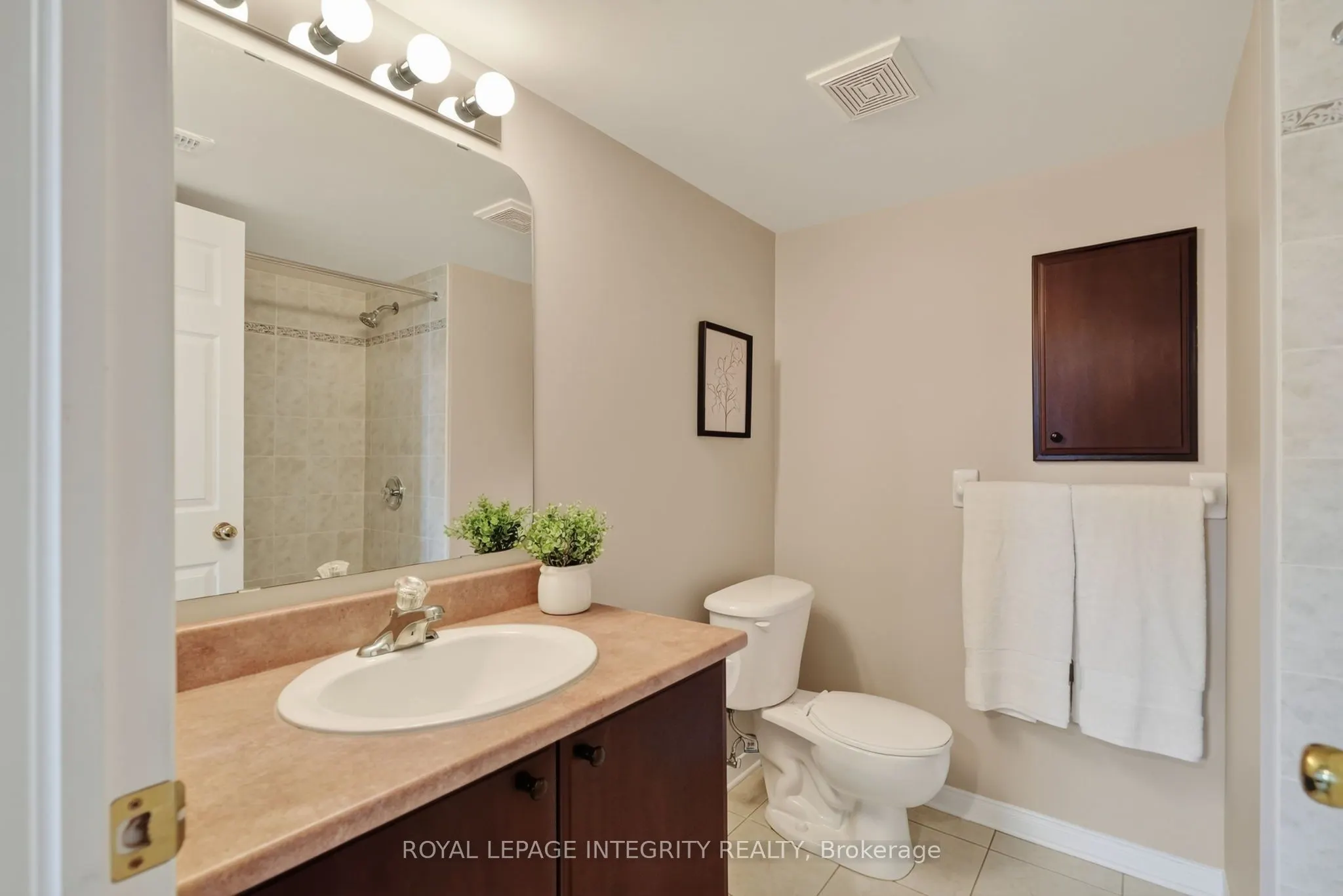 795 Longfields Drive #14