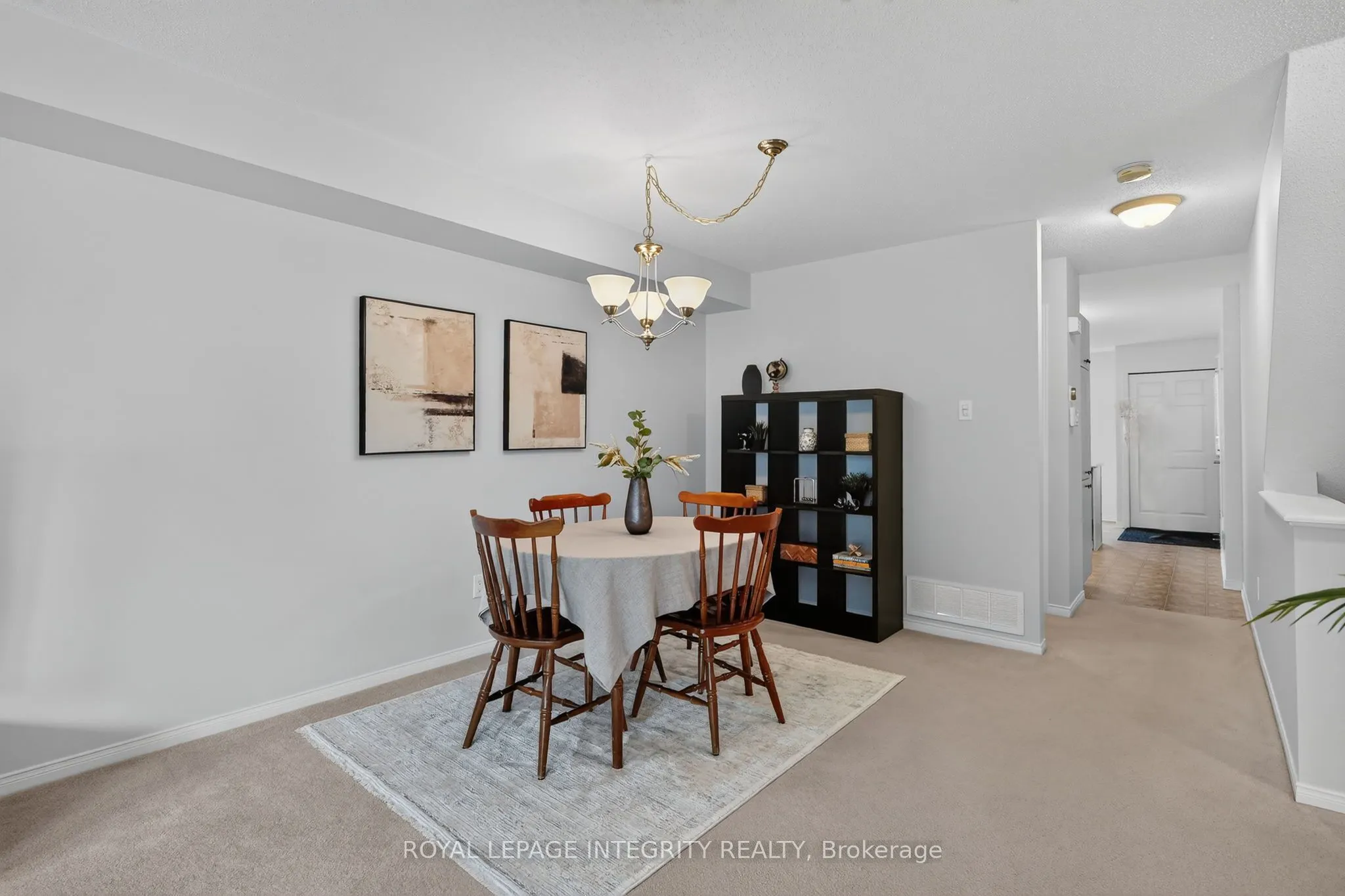 795 Longfields Drive #14