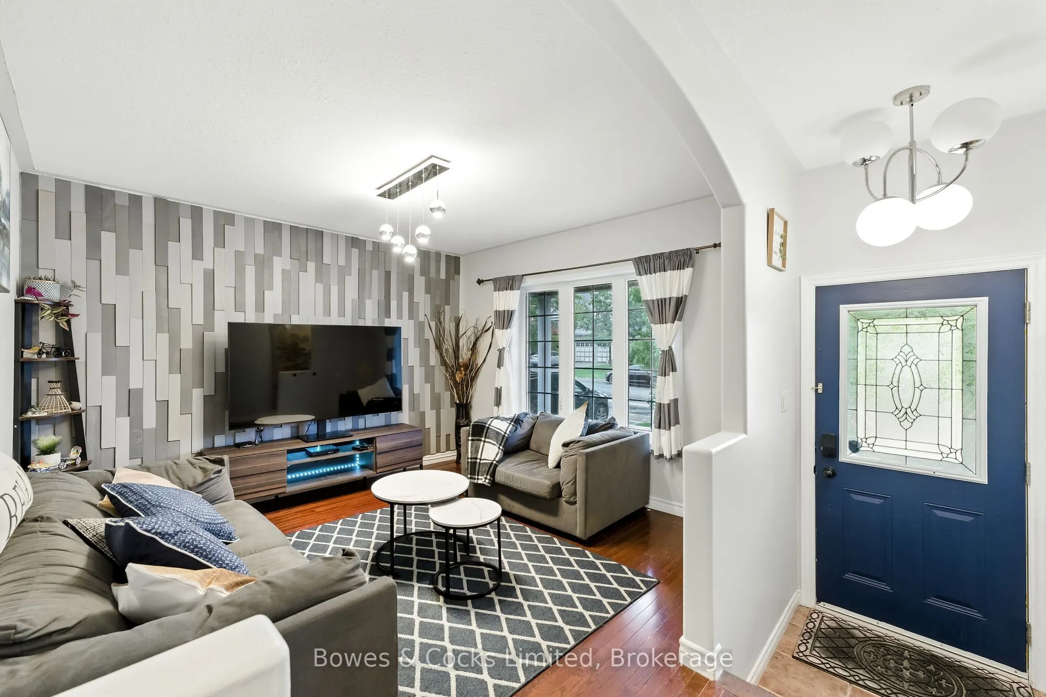 210 Farrier Crescent
