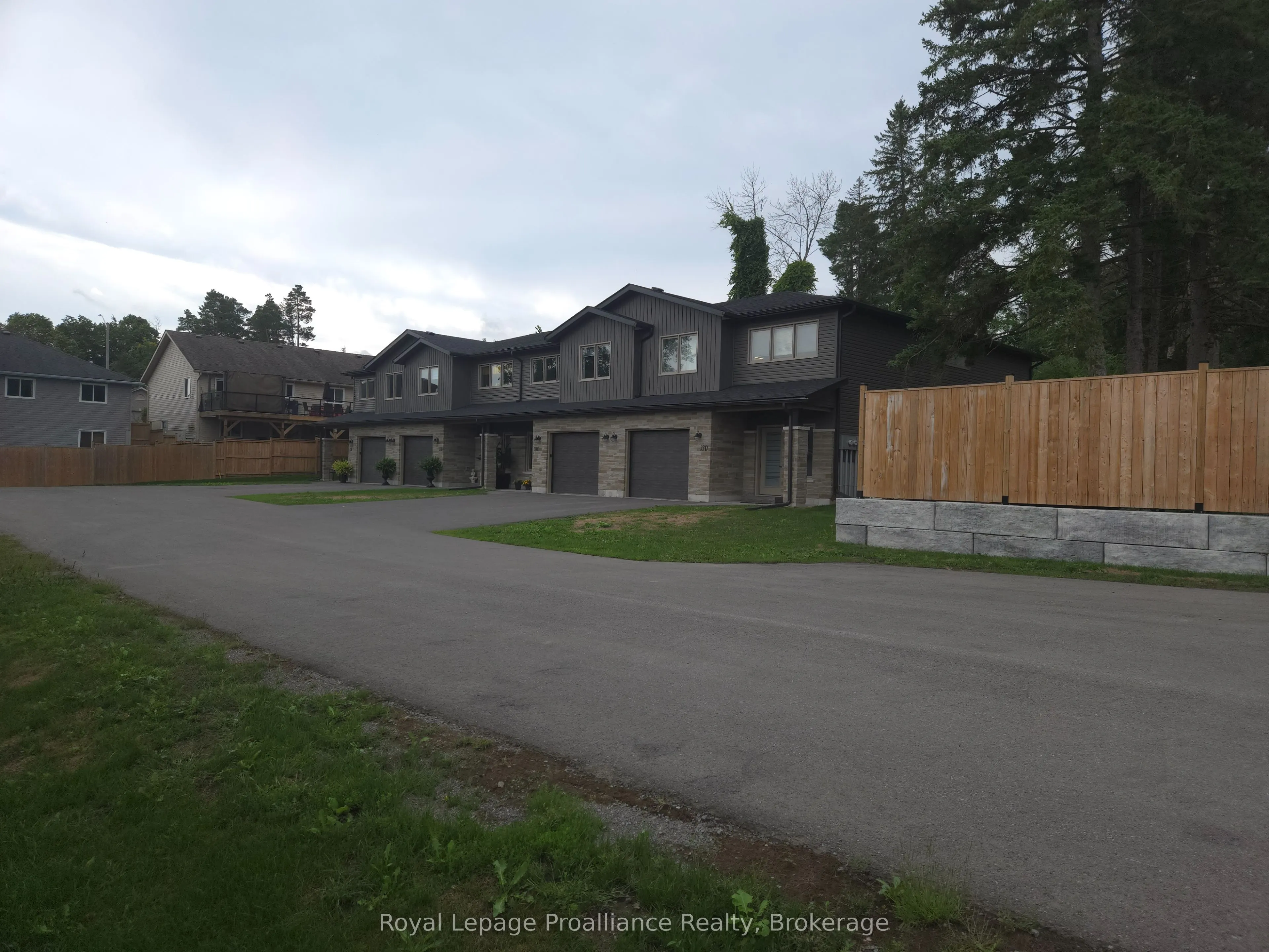 33 Huffman Road