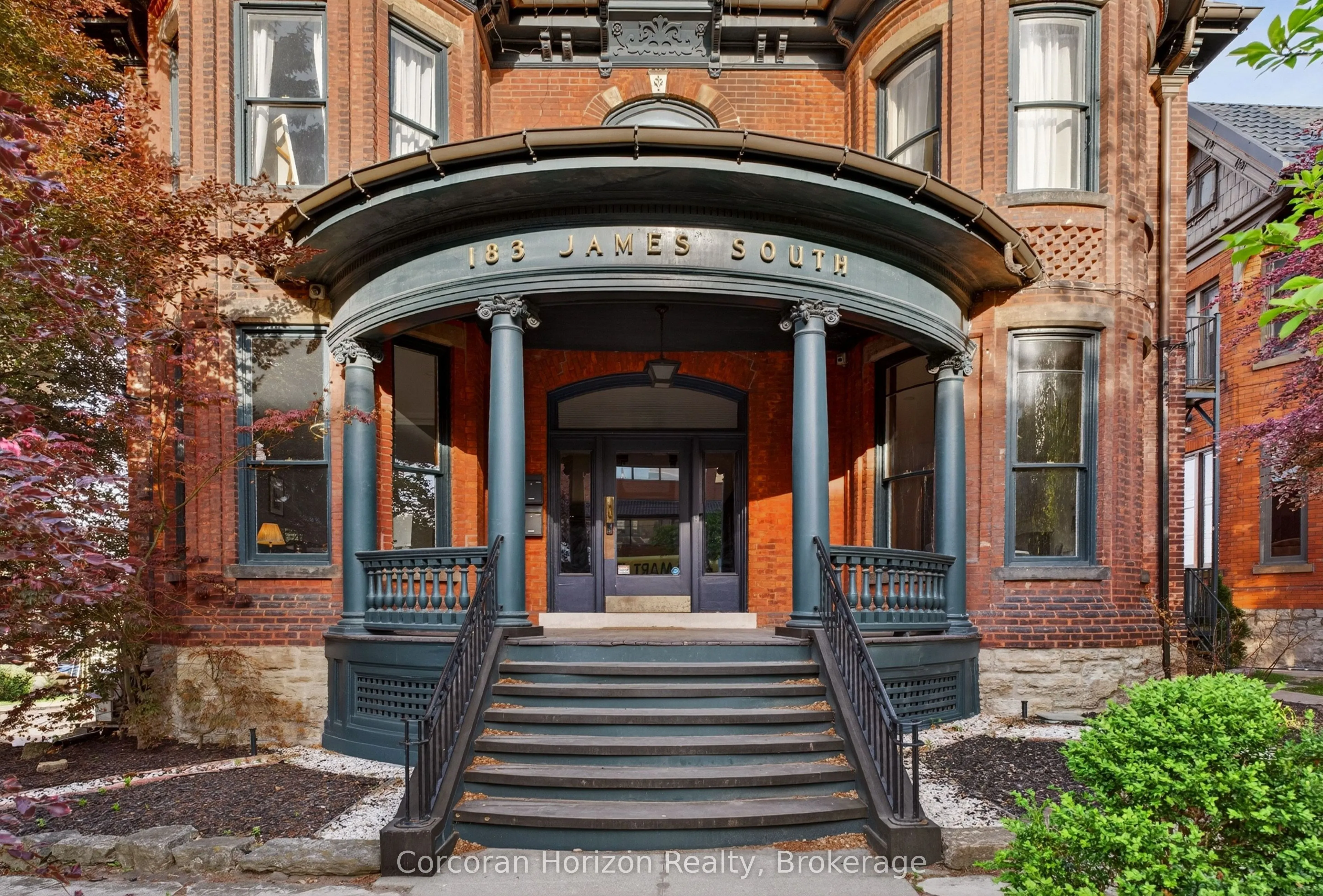 183 James Street S