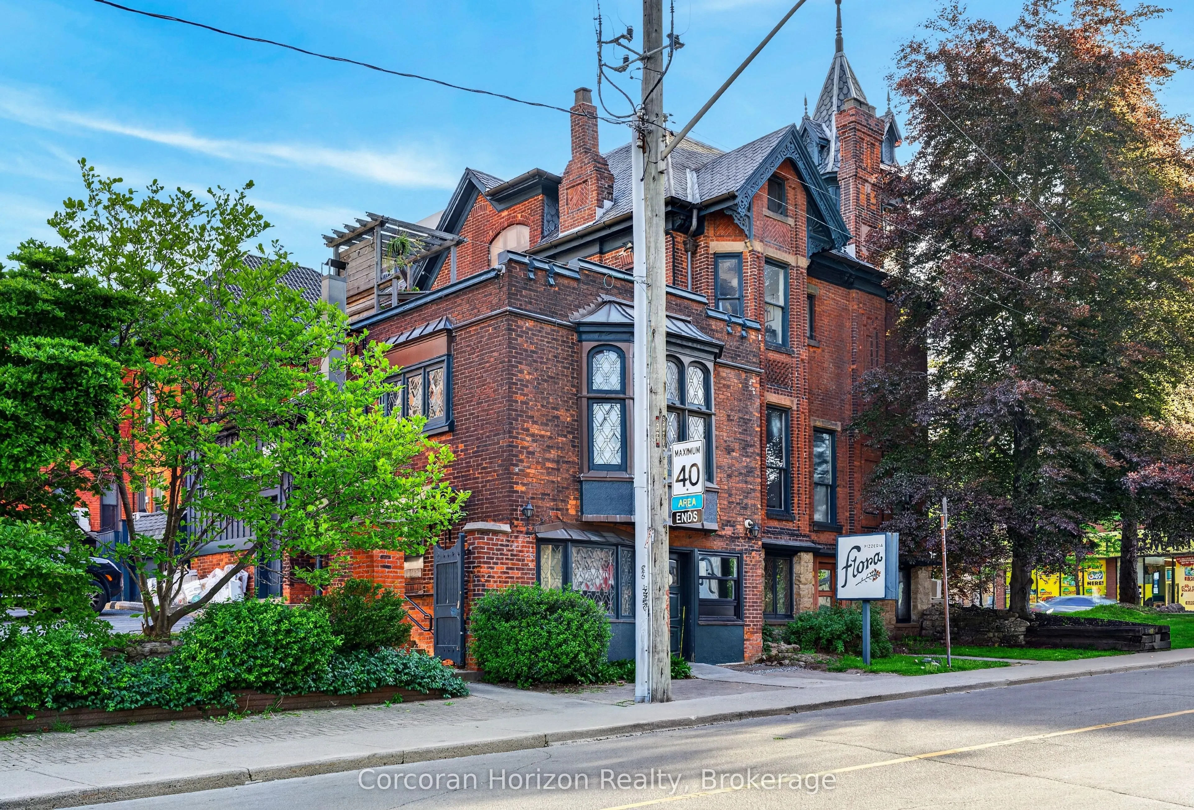 183 James Street S