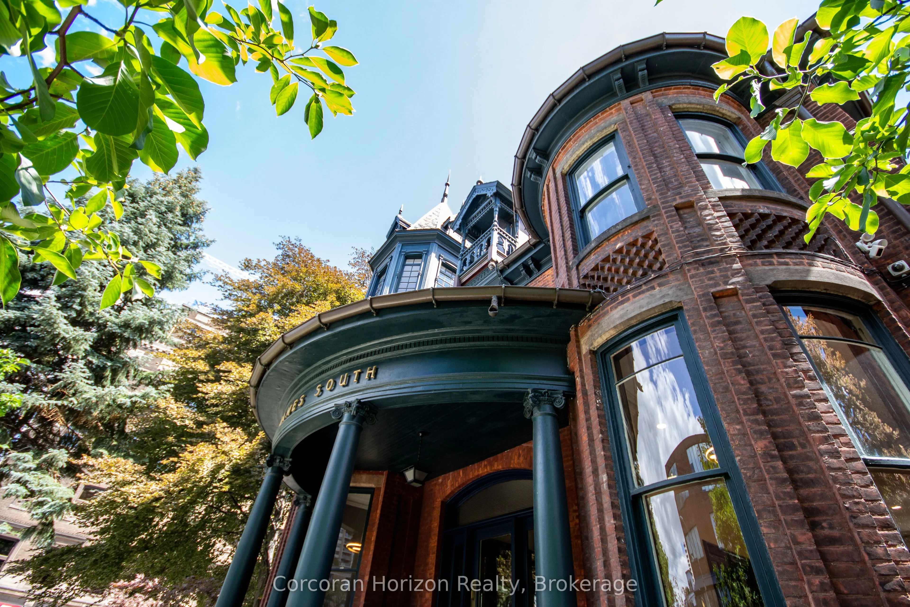 183 James Street S