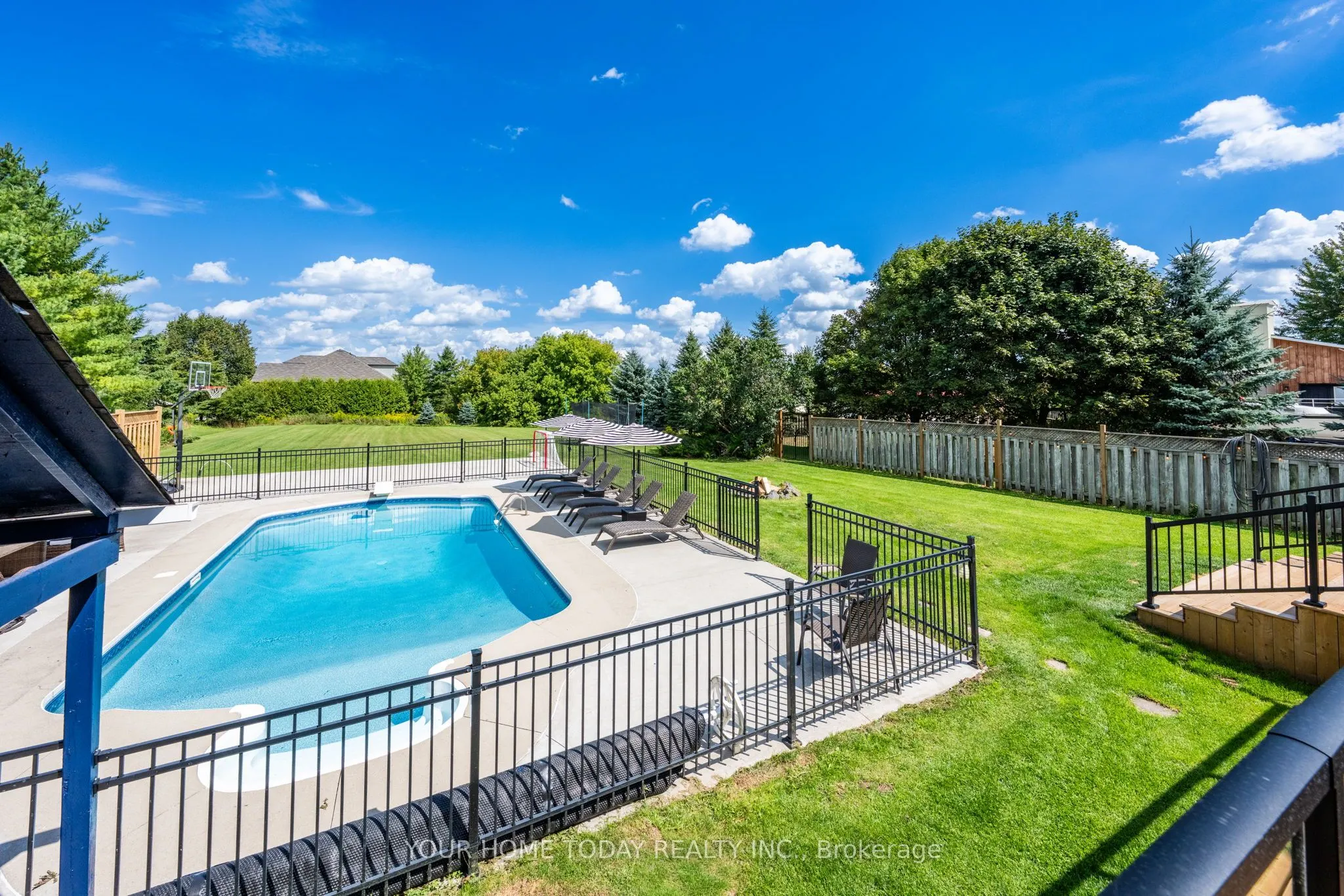 4925 Trafalgar Road