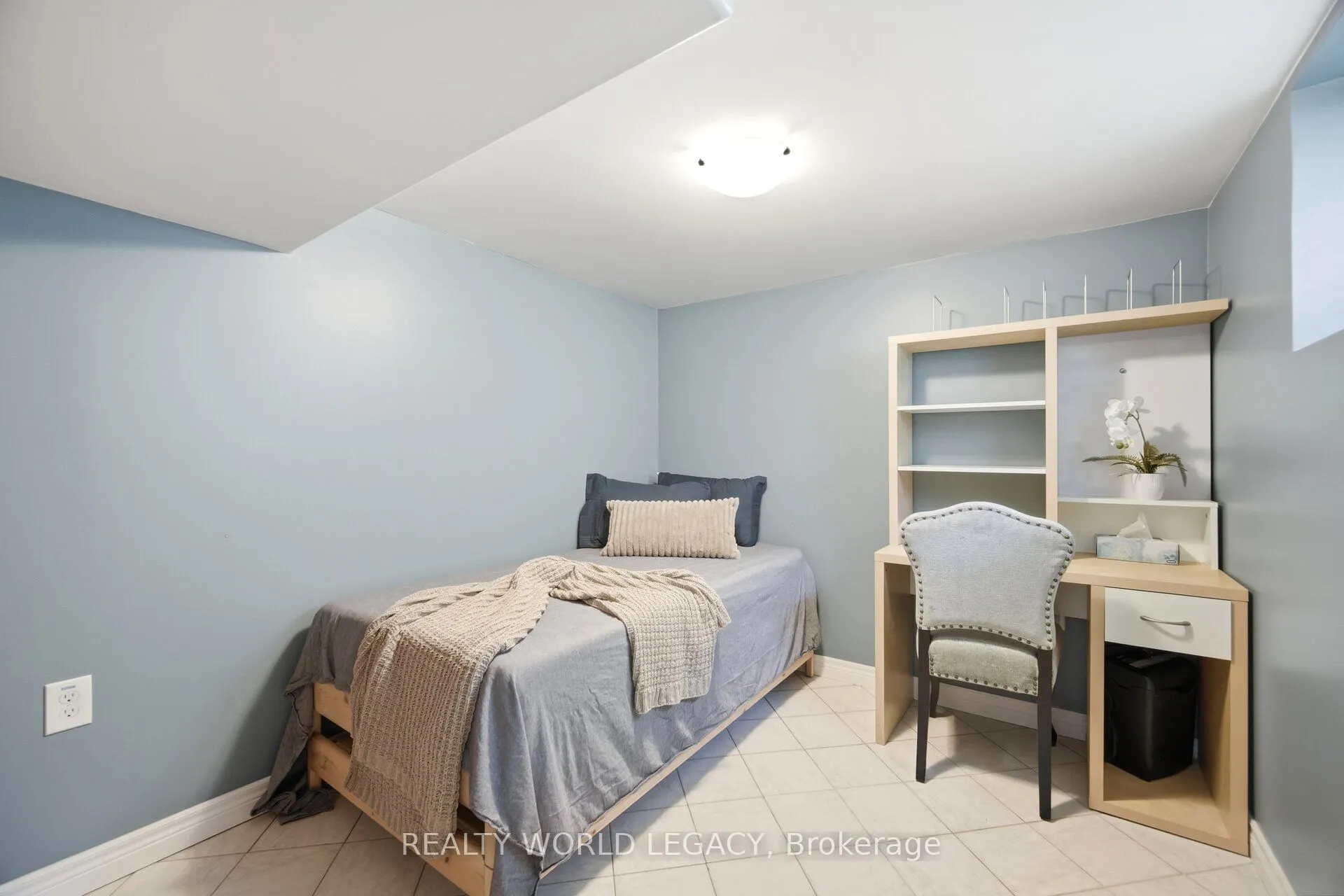 94 Clarendon Avenue