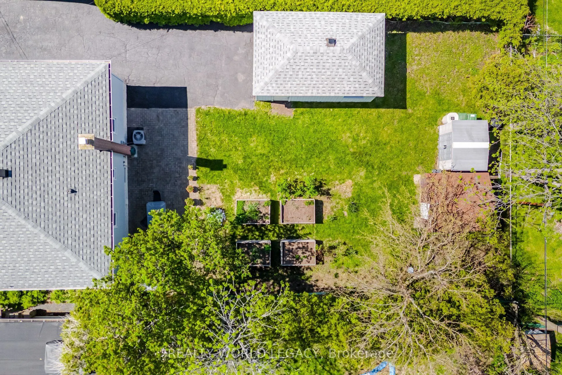 94 Clarendon Avenue