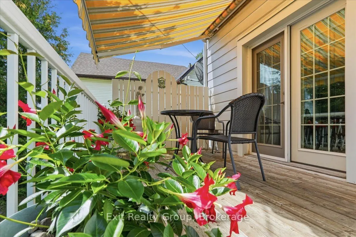28 Lorne Avenue