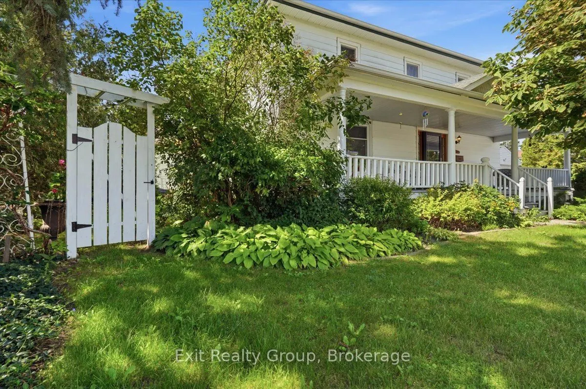 28 Lorne Avenue
