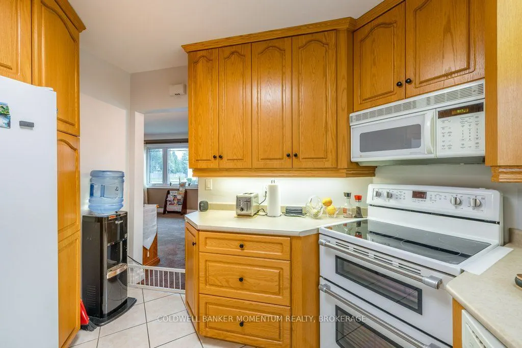 51 Martin Street N