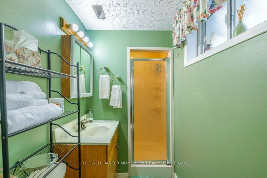 51 Martin Street N