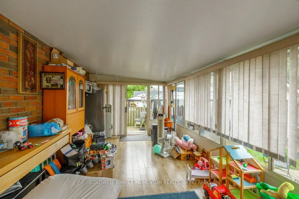 51 Martin Street N