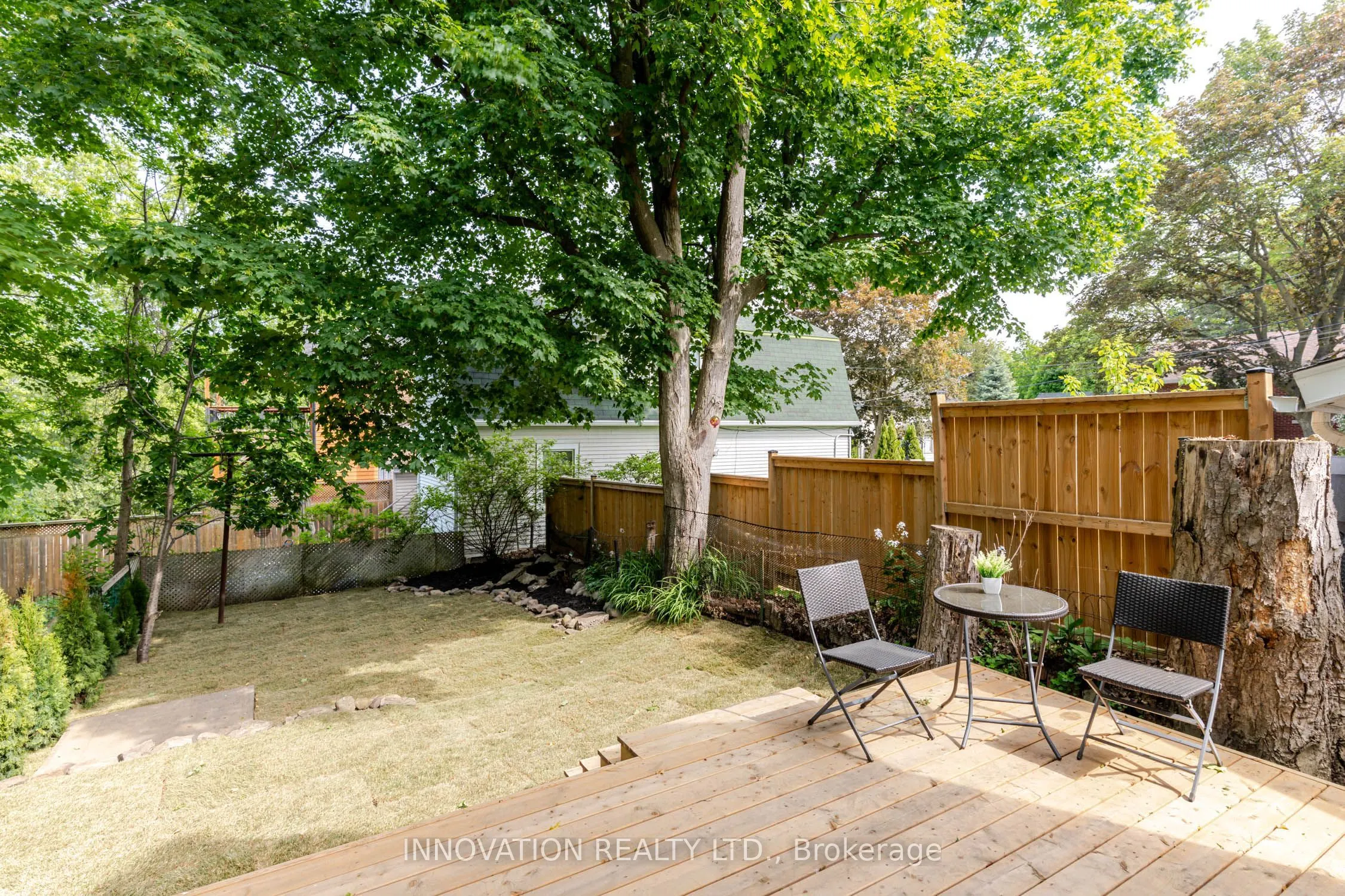 106 James Street E