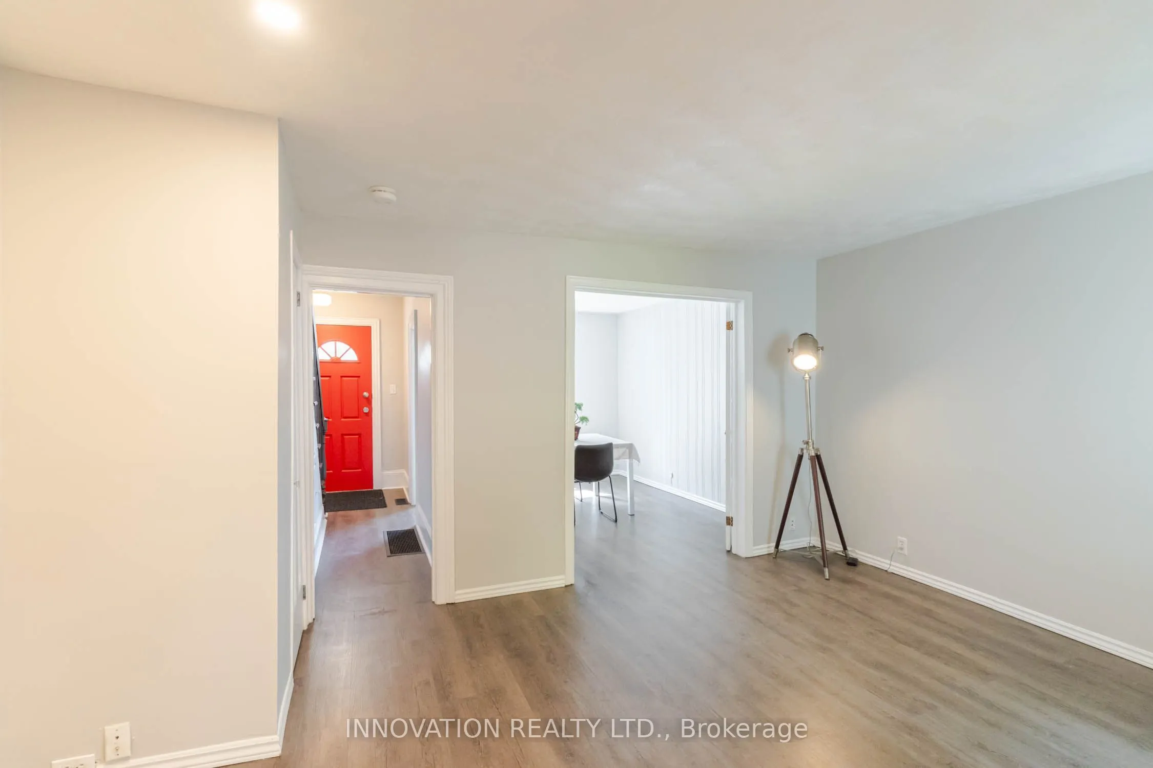 106 James Street E