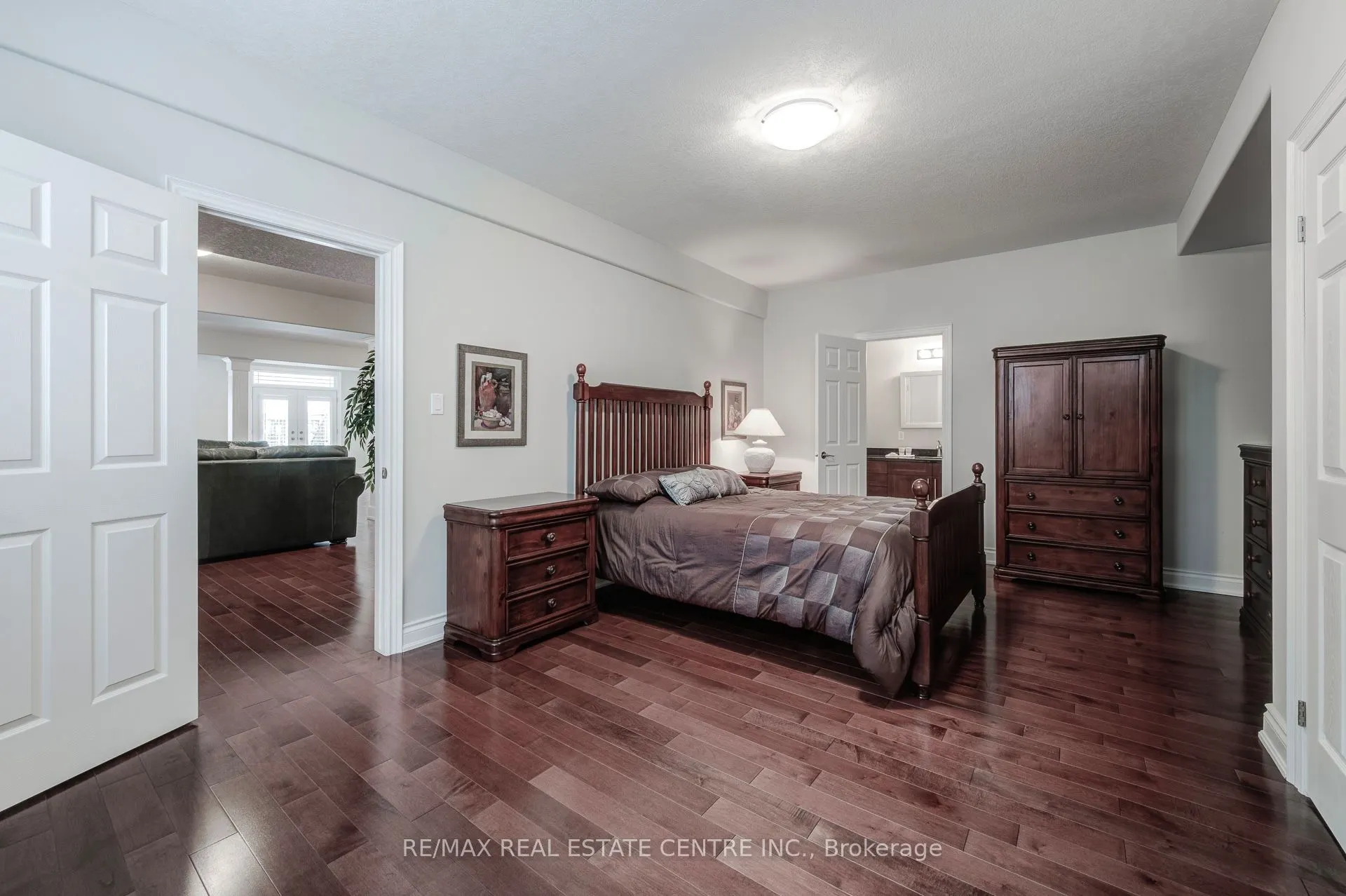 4072 Highland Park Drive