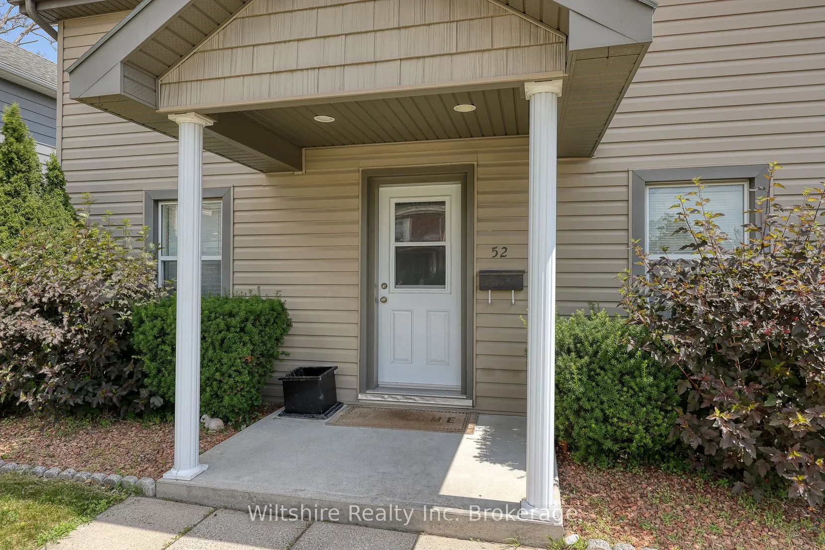52 Bidwell Street