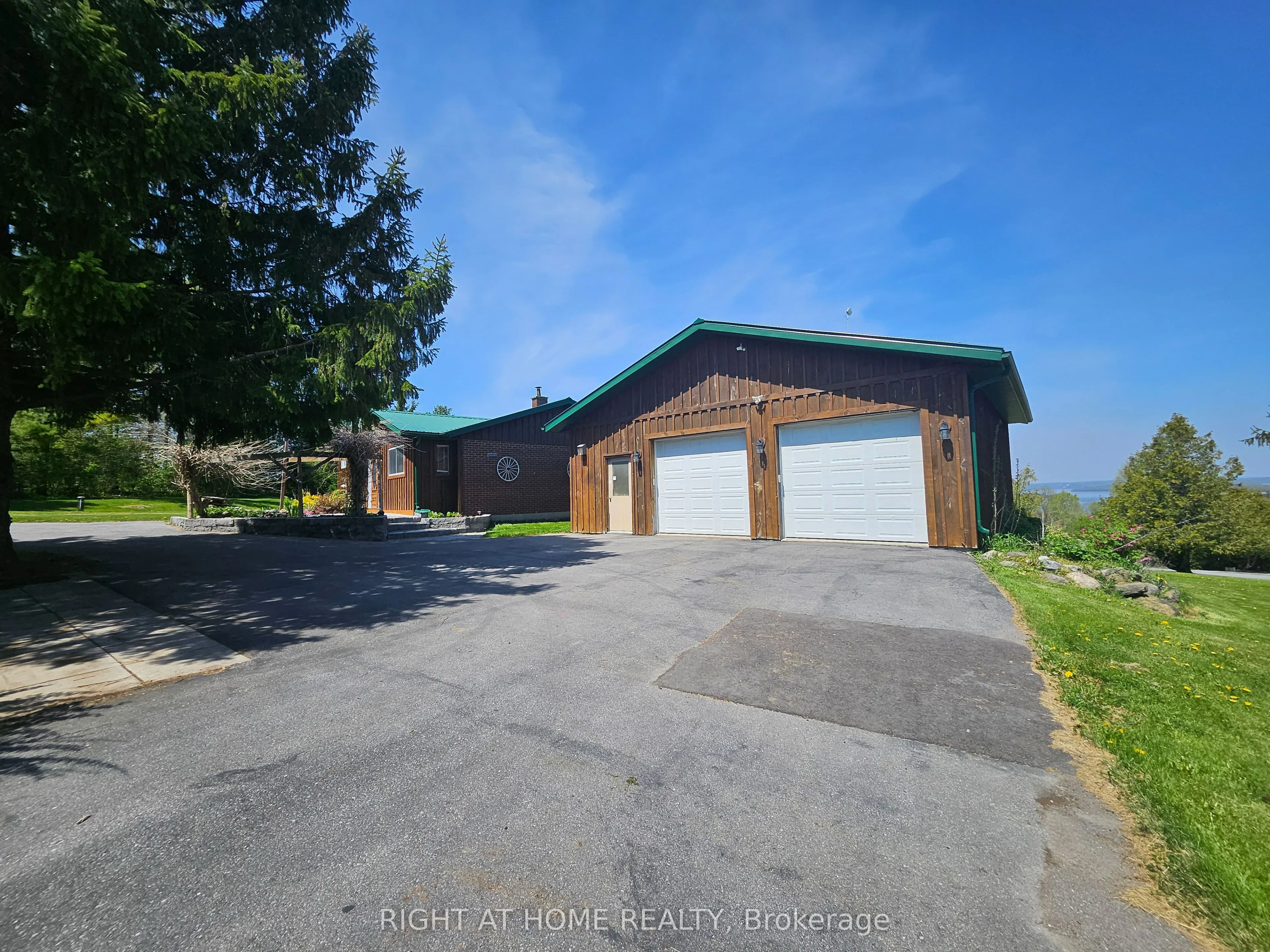 152 Grandview Drive