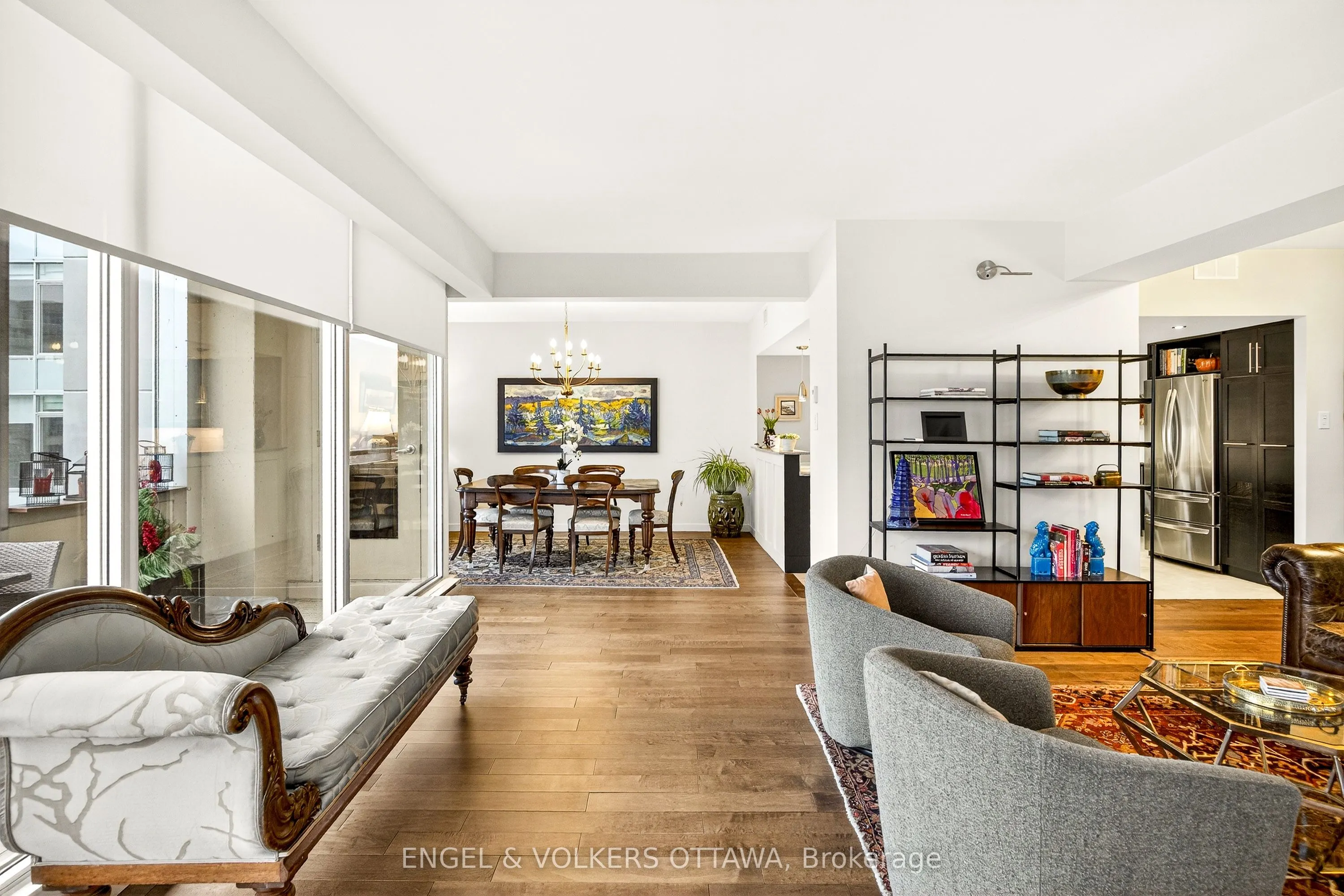 160 George Street #2404