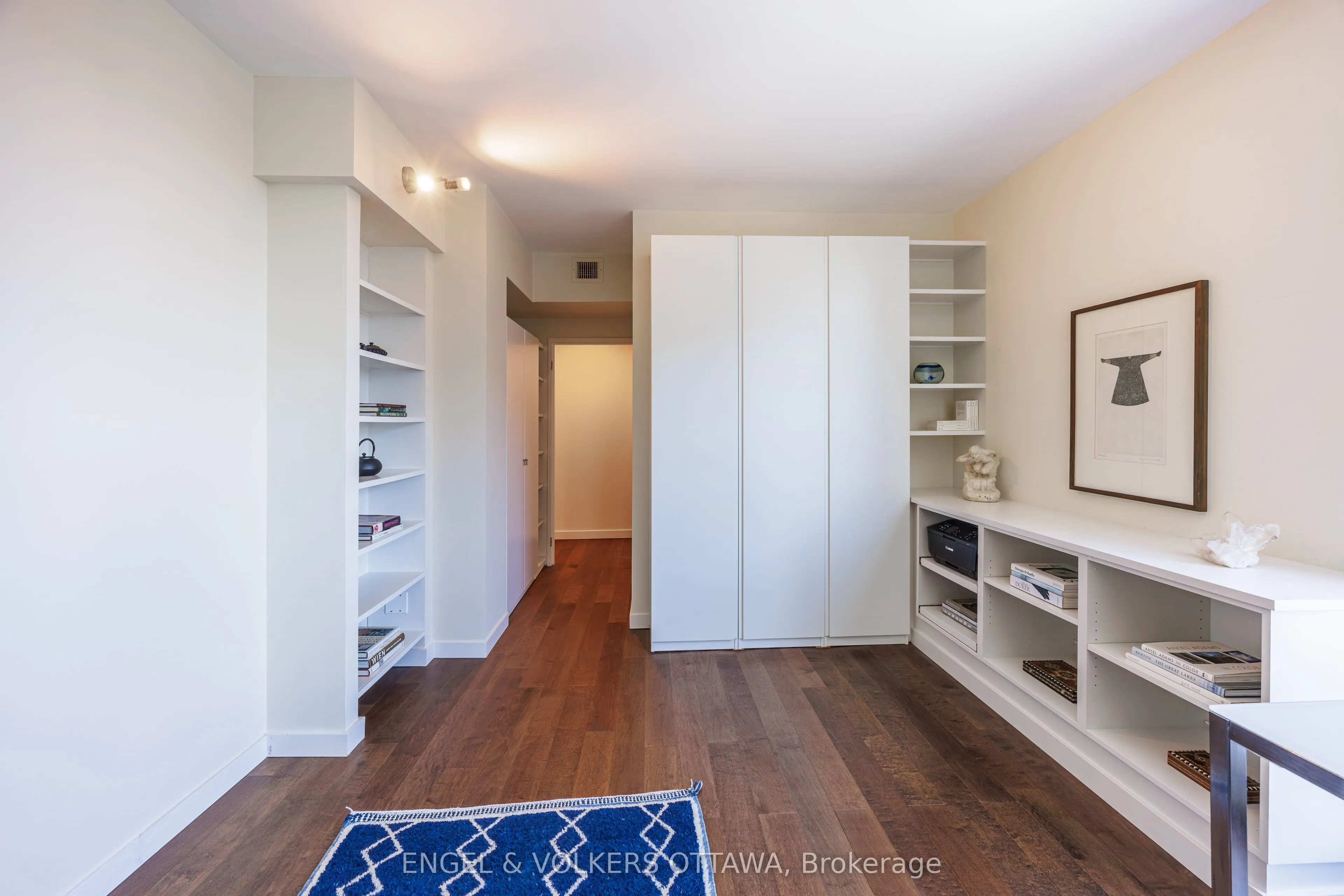 160 George Street #2404