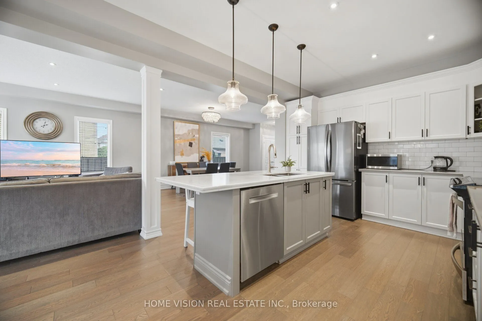 8 Colorado Boulevard