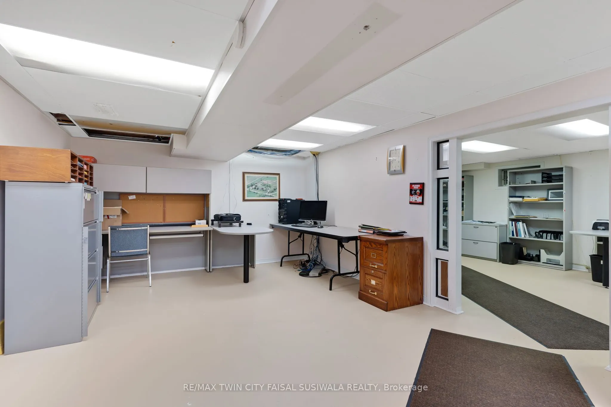 2172 Centre Road