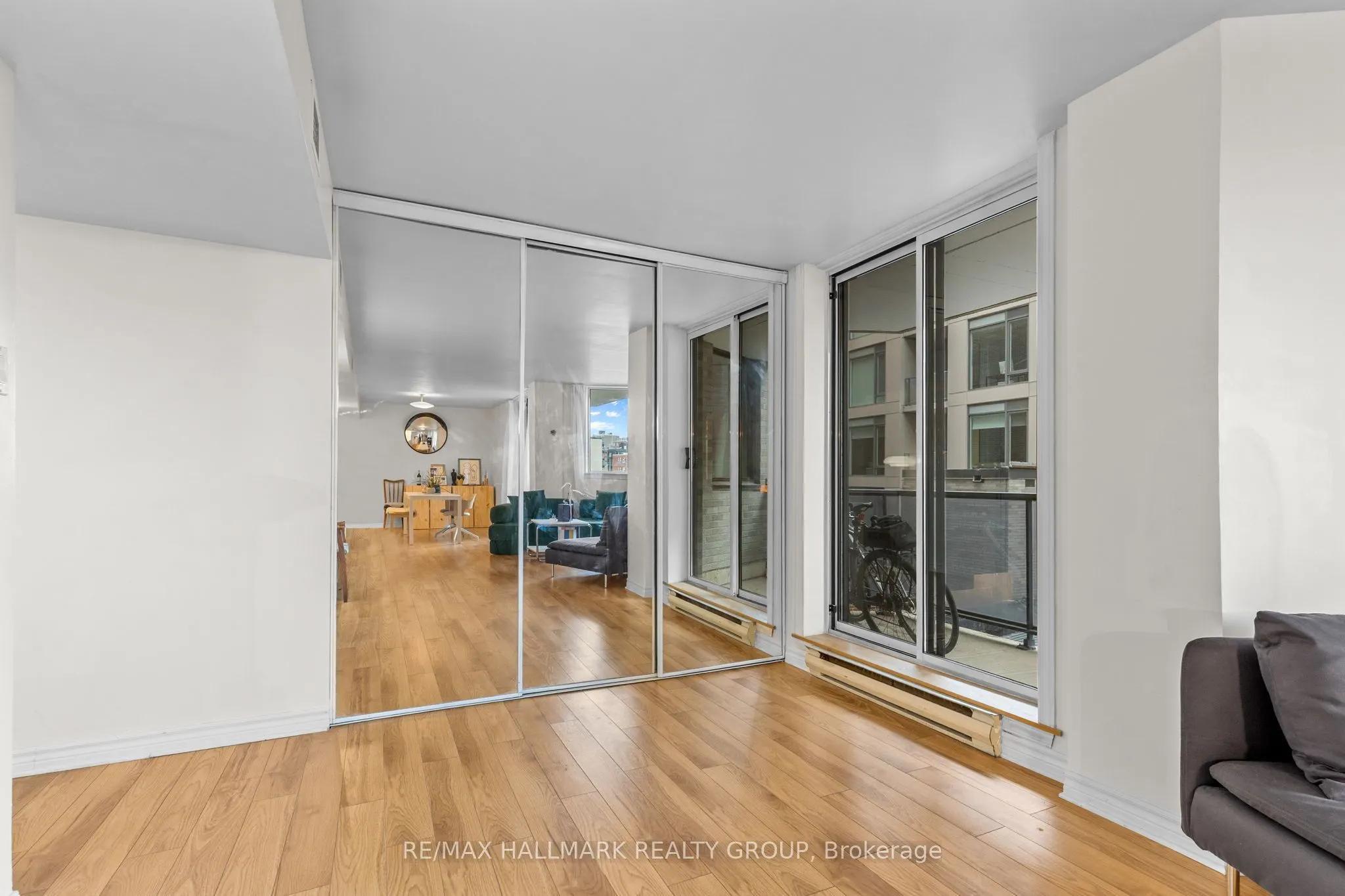 18 Nepean Street #701
