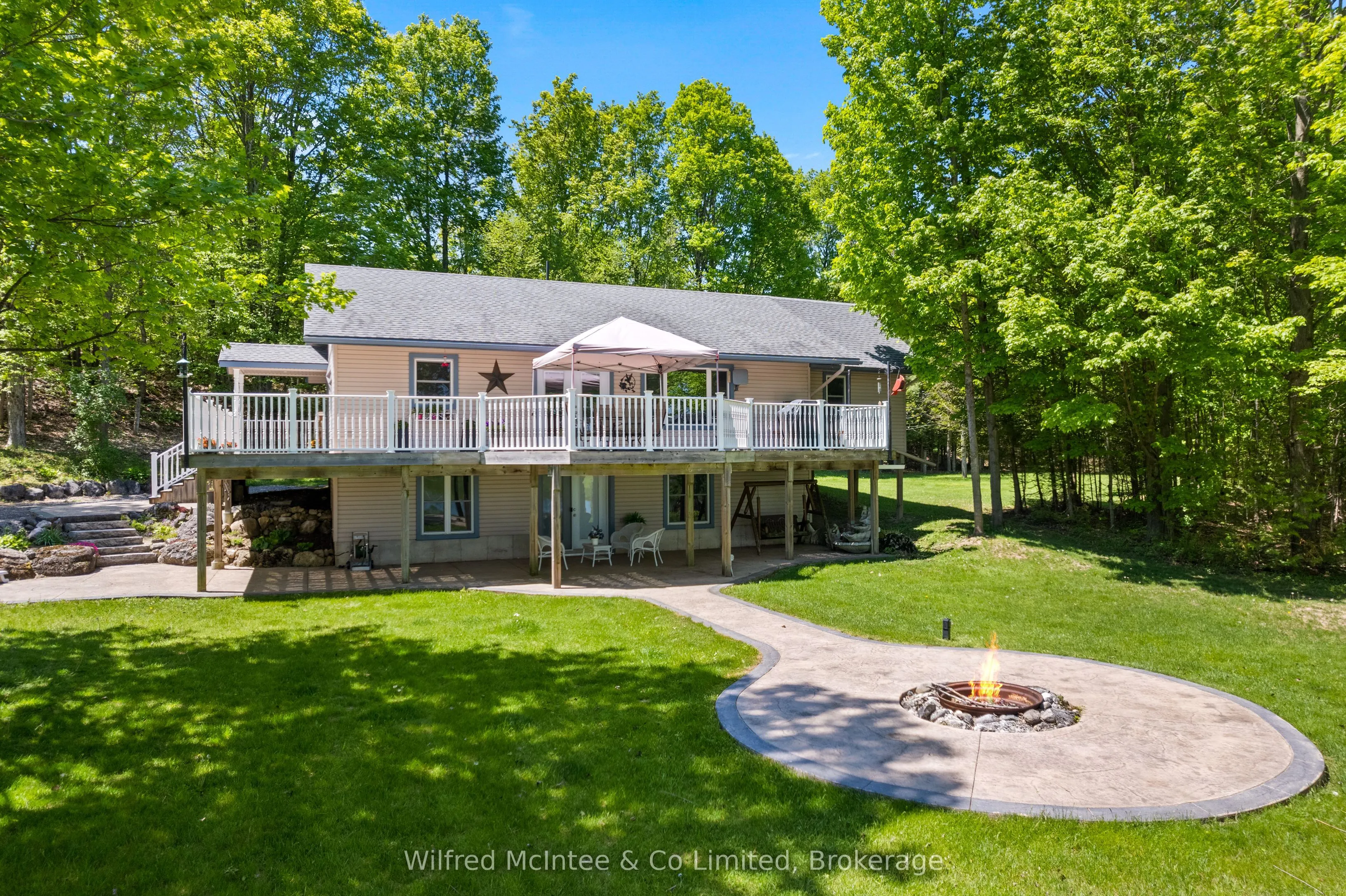 622829 Moto Park Road